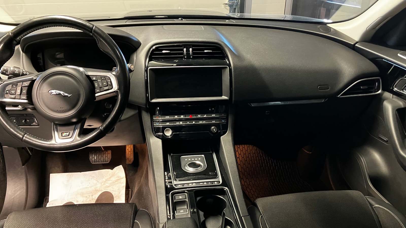 Jaguar F-Pace 20d AWD Automatic, 180hp, 2017