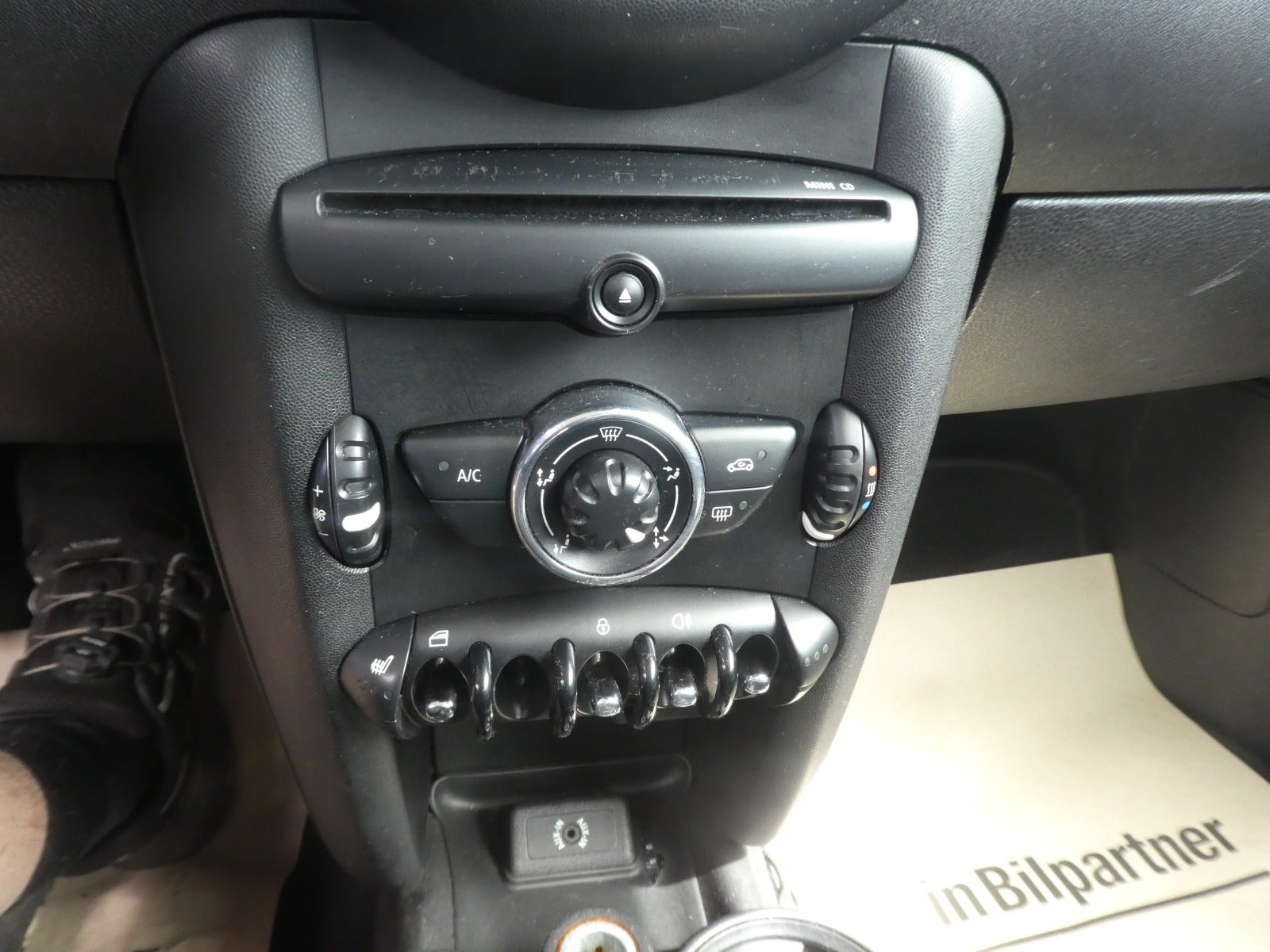 MINI One Manual, 75hp, 2012