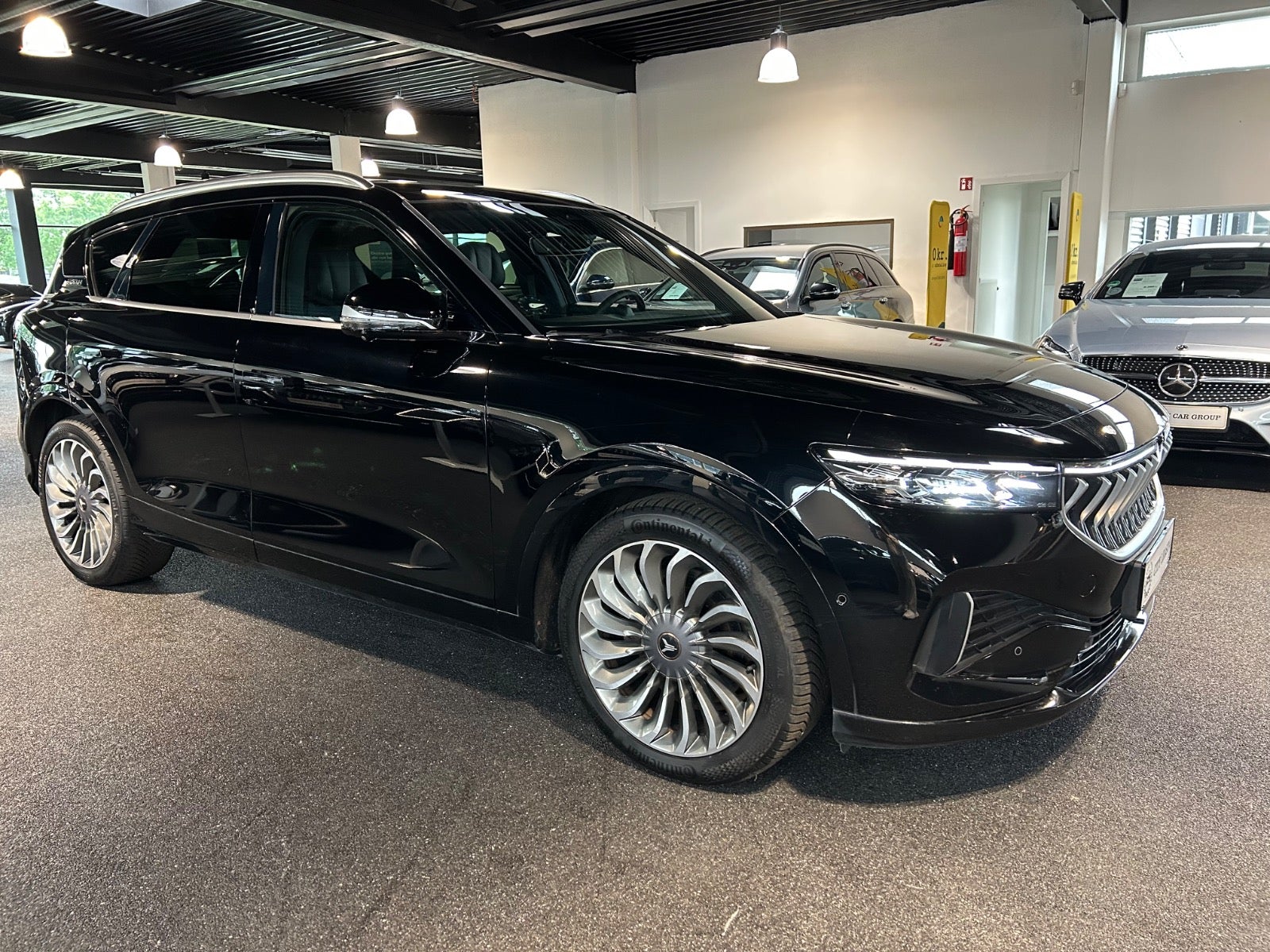 Voyah Free 106 kWh AWD, 490ps, 2024