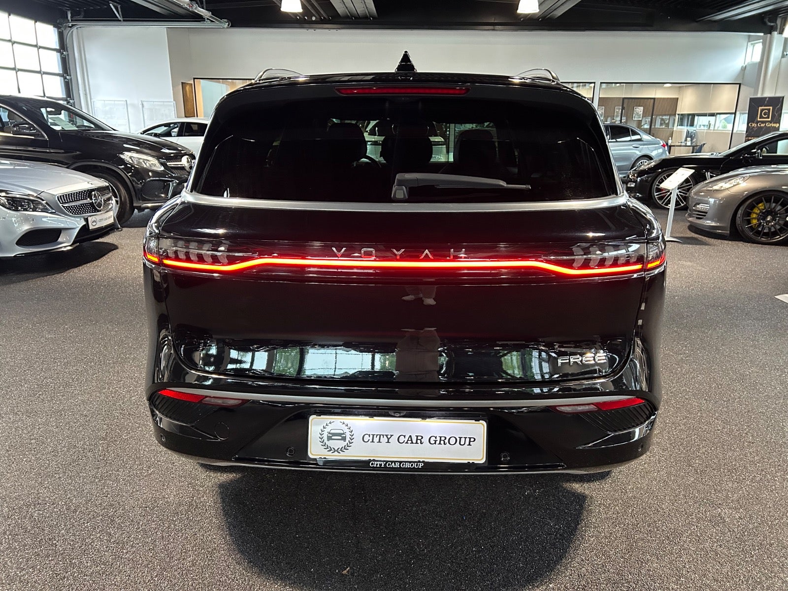 Voyah Free 106 kWh AWD, 490ps, 2024