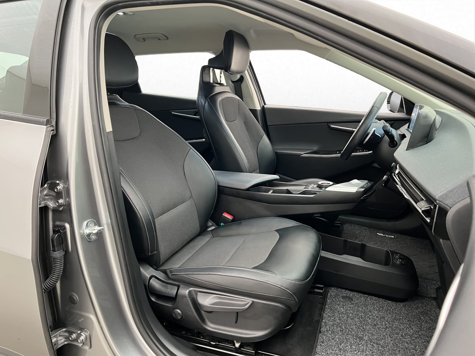 Kia EV6 77.4 kWh, 228ps, 2022
