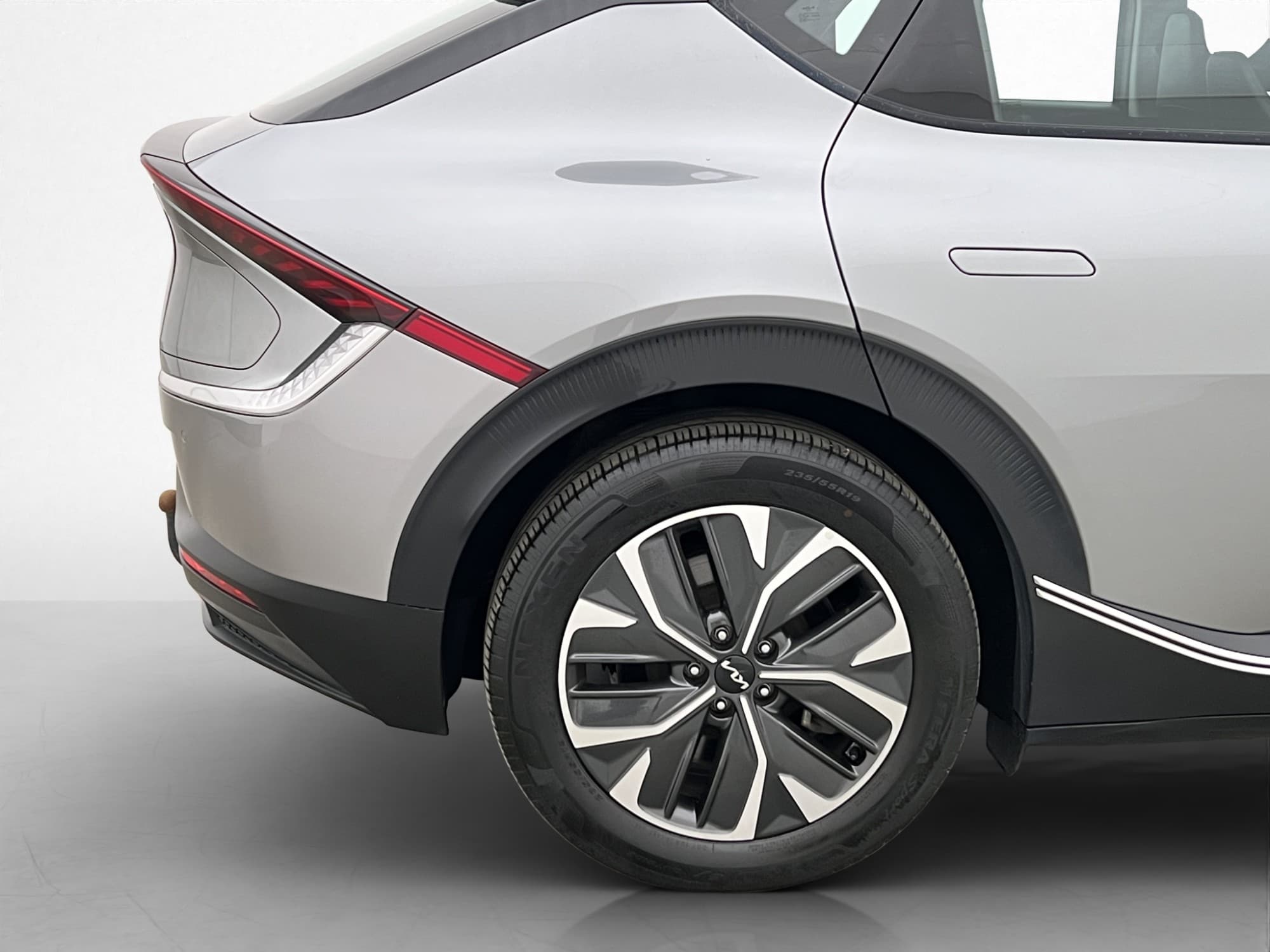 Kia EV6 77.4 kWh, 228ps, 2022