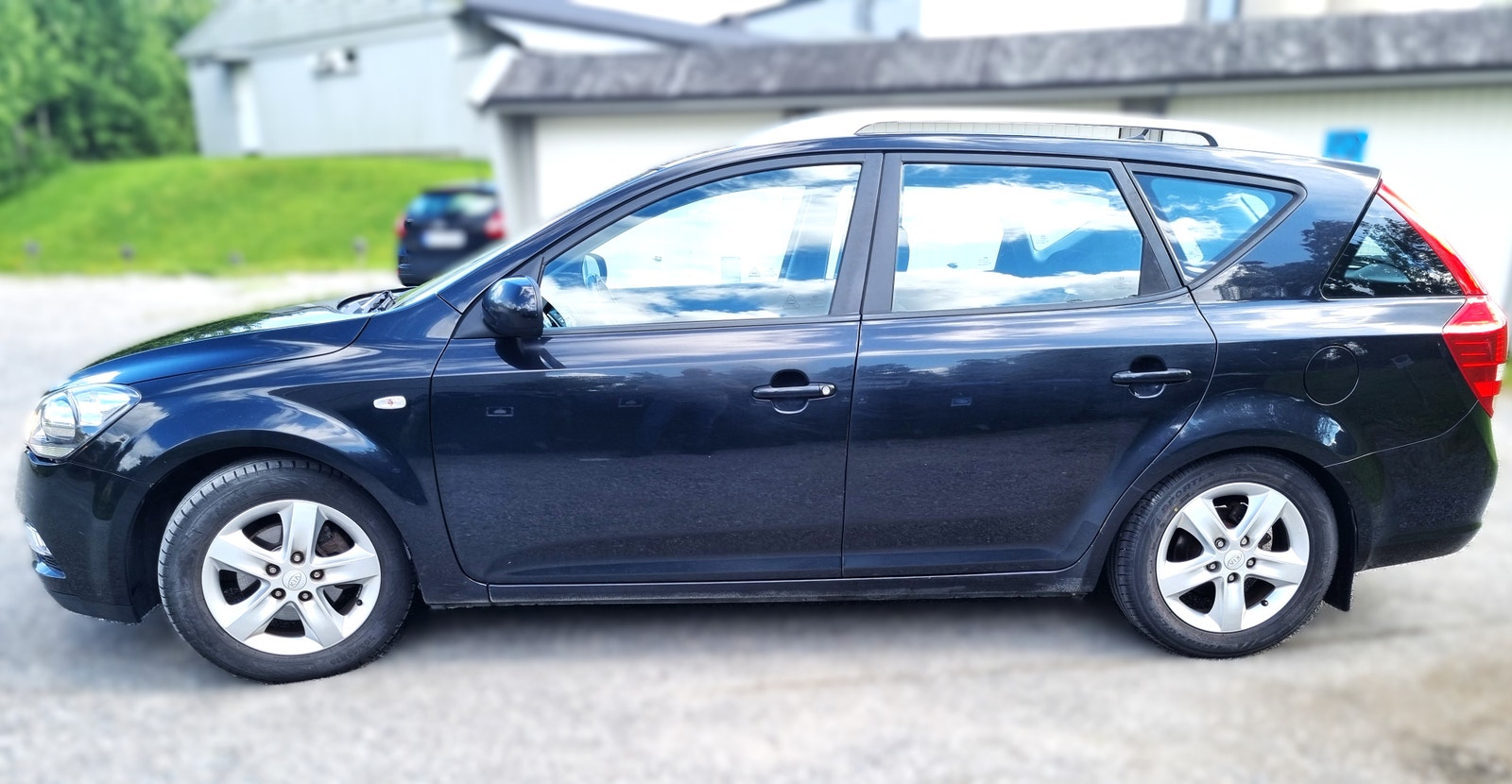 Kia cee'd_sw 1.6 CRDi Manual, 6-trins, 90ps, 2012