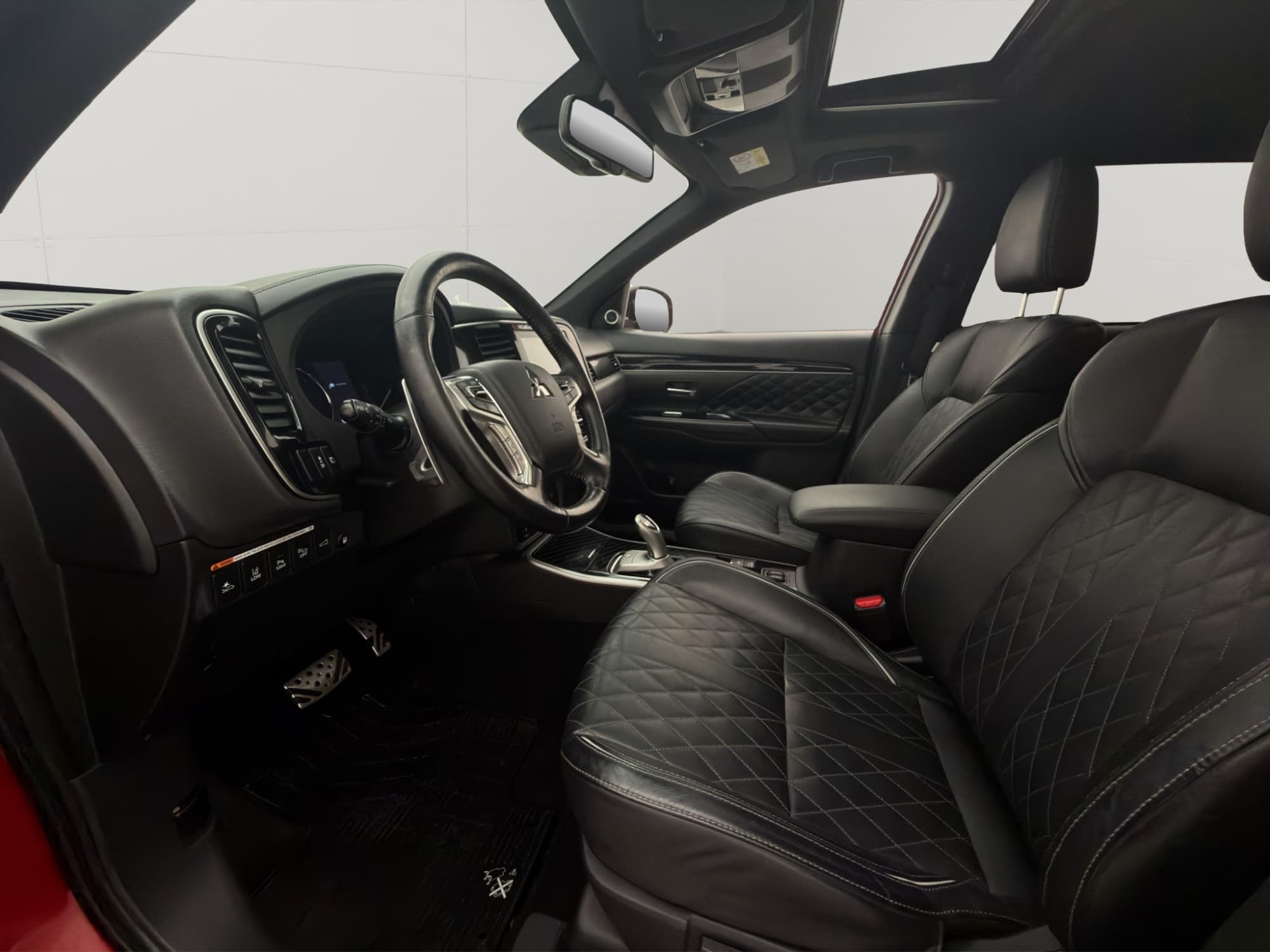 Mitsubishi Outlander PHEV CVT, 224hk, 2020