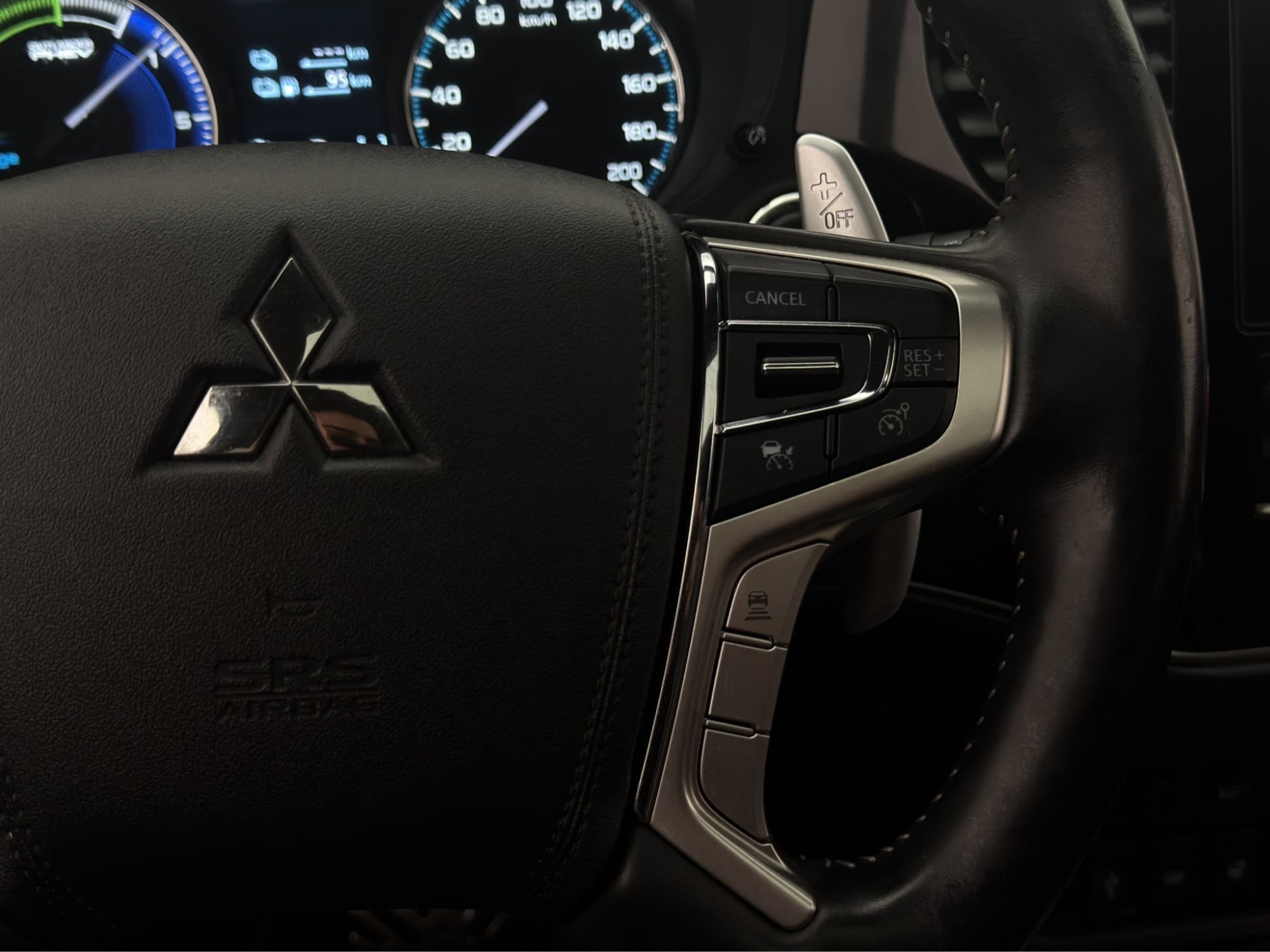 Mitsubishi Outlander PHEV CVT, 224hk, 2020