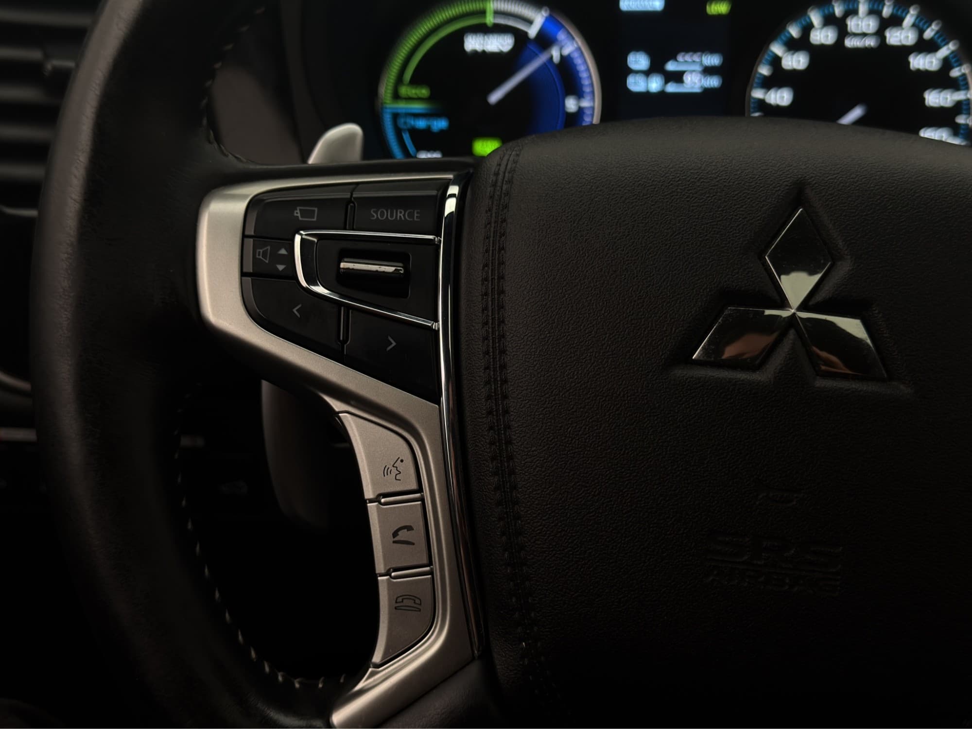 Mitsubishi Outlander PHEV CVT, 224hk, 2020