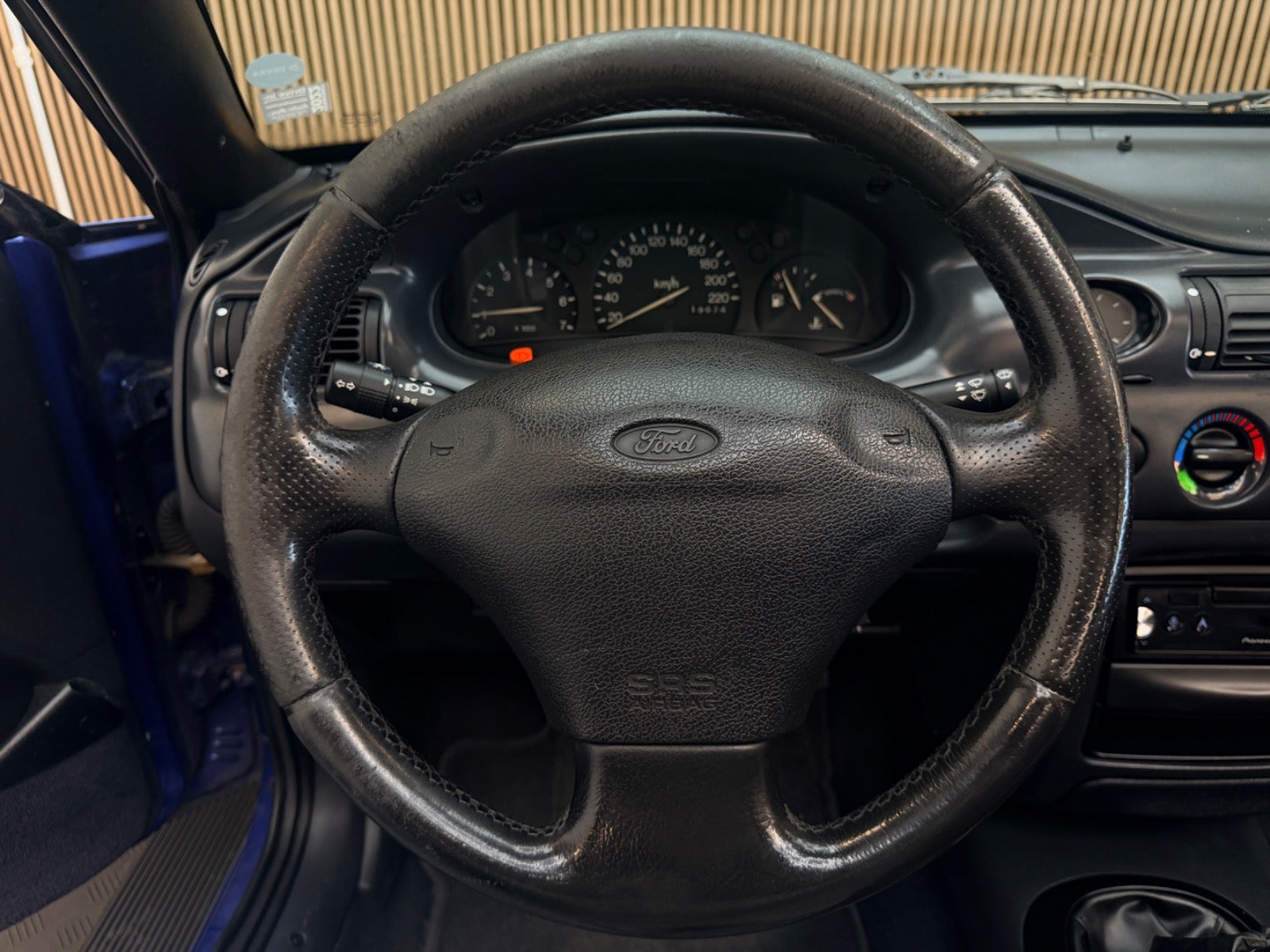 Ford Escort Cabriolet 1.6 Manuell, 5-trinn, 90hk, 1996