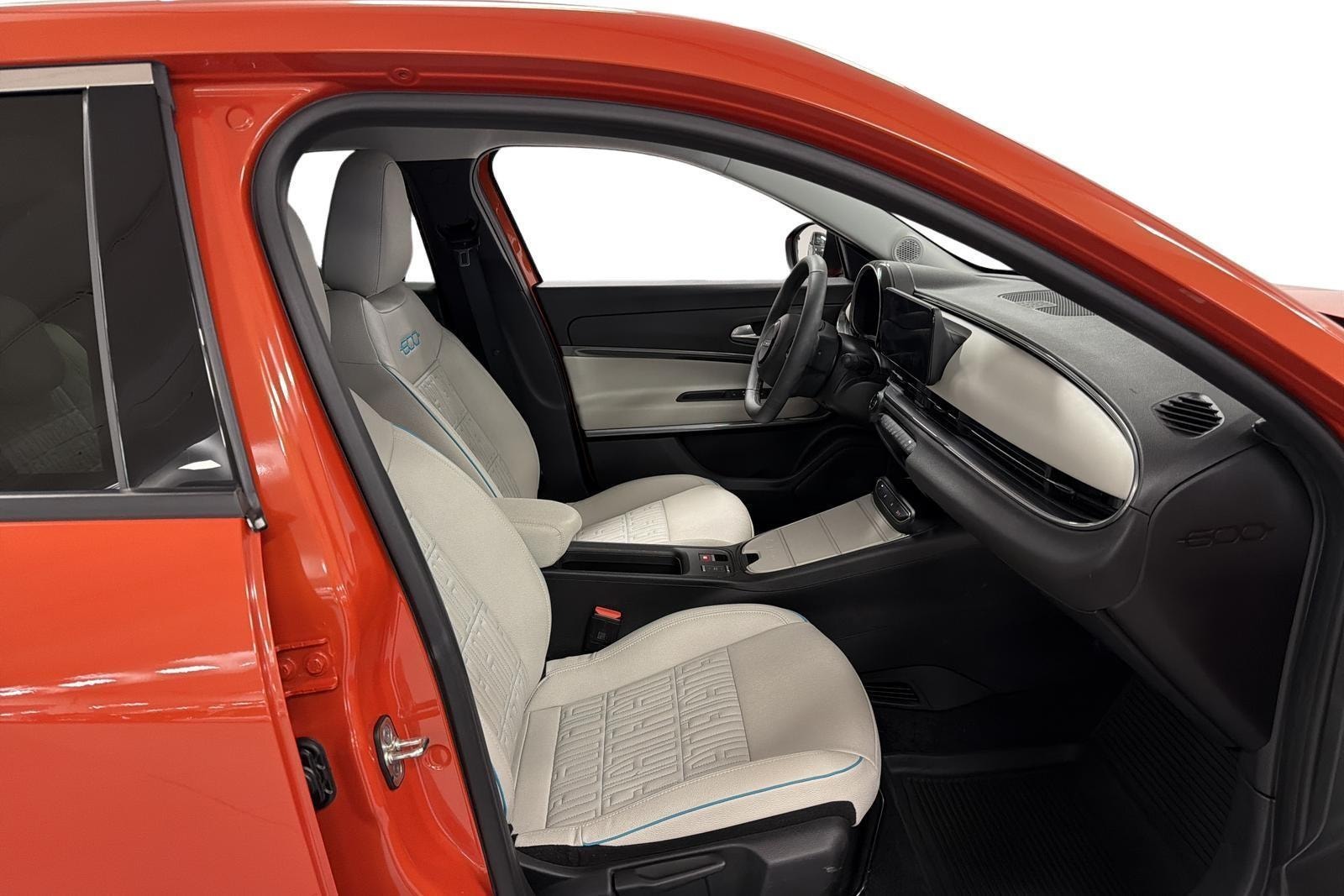 Fiat 600e, 156hp, 2023