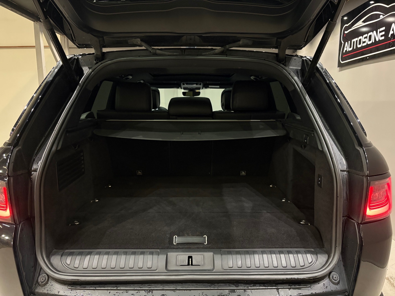 Land Rover Range Rover Sport P400e Automatic, 400hp, 2018