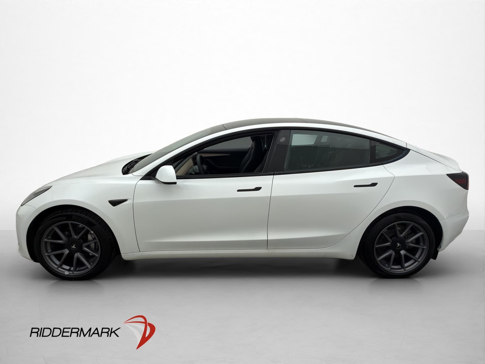 Tesla Model 3 Long Range, 283ps, 2023