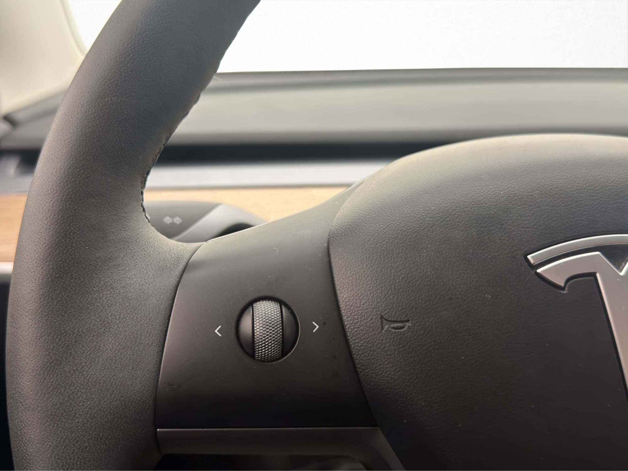 Tesla Model 3 Long Range, 283ps, 2023