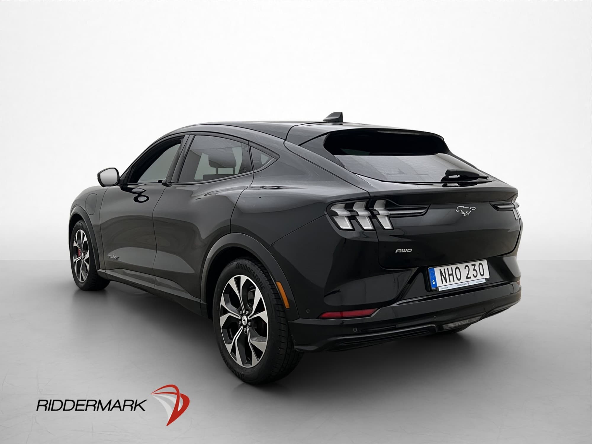 Ford Mustang Mach-E Long Range AWD, 351ps, 2021