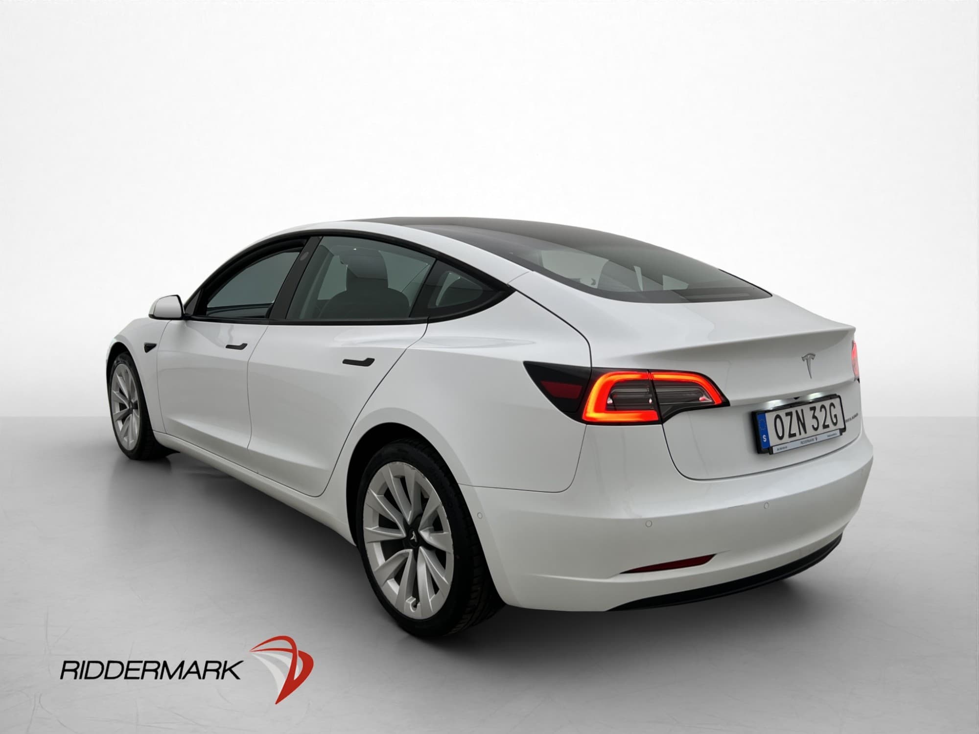 Tesla Model 3 Long Range AWD, 498ps, 2021