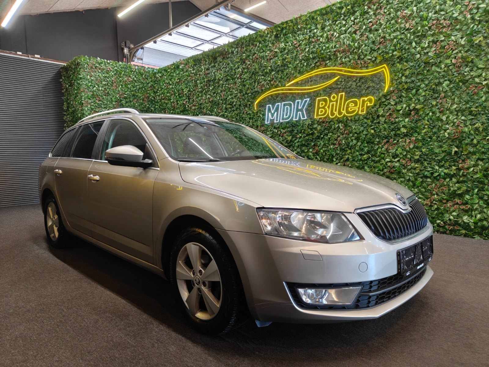 Škoda Octavia Kombi 1.2 TSI DSG Sekventiell, 105hk, 2015