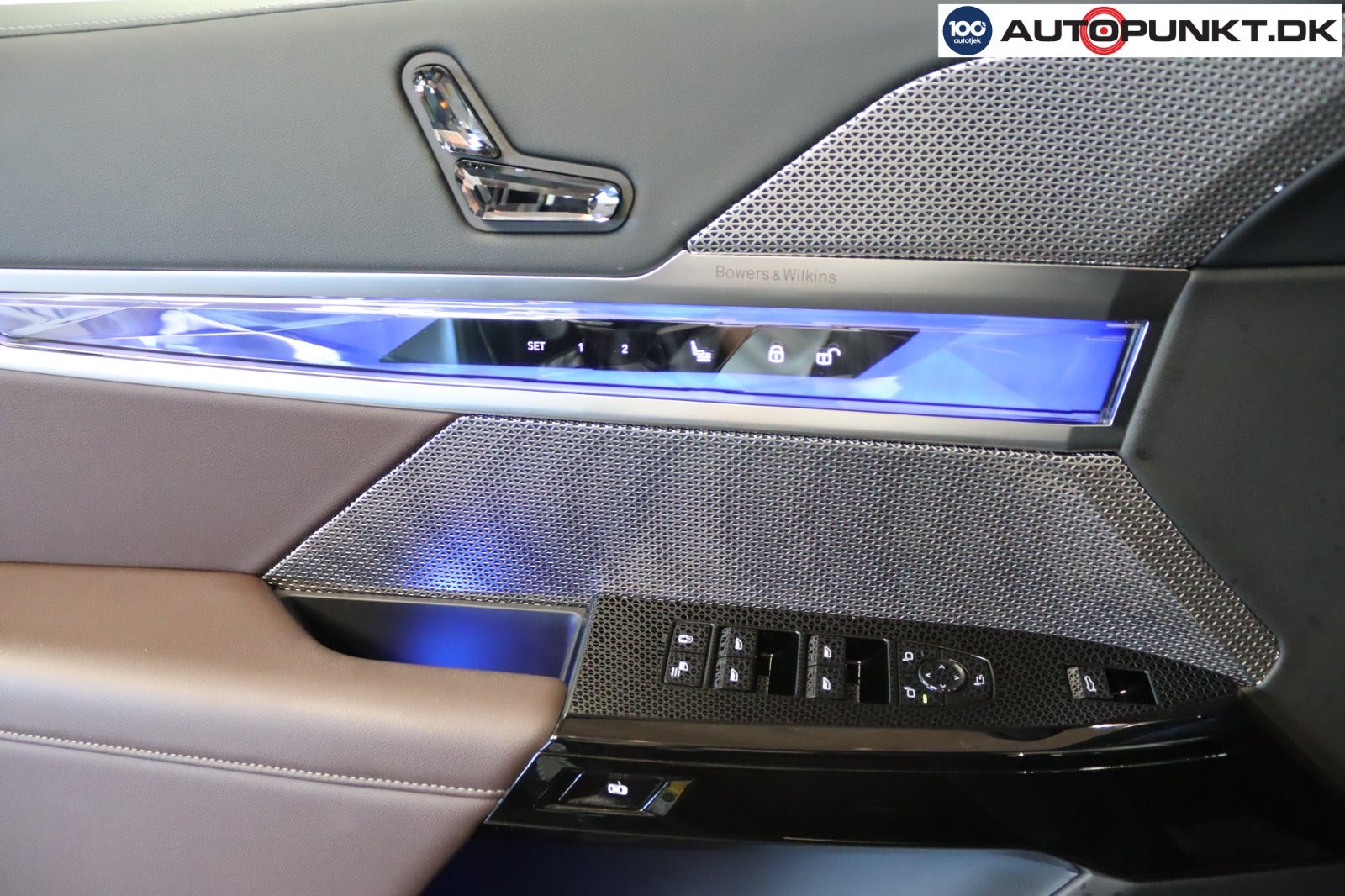 BMW i7 eDrive50, 455ps, 2024