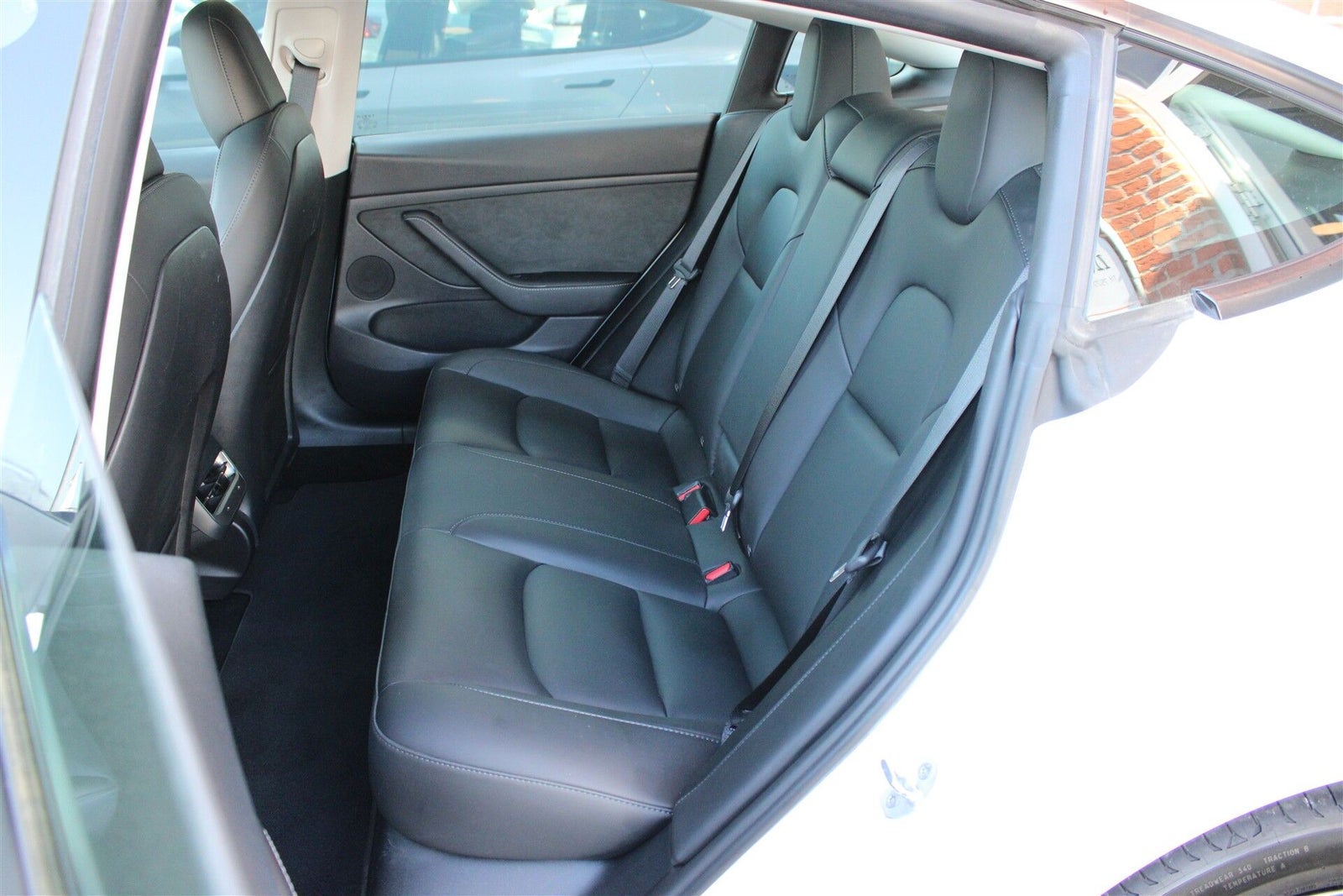 Tesla Model 3 Long Range AWD, 498ps, 2023