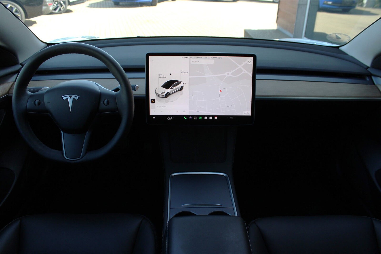Tesla Model 3 Long Range AWD, 498ps, 2023