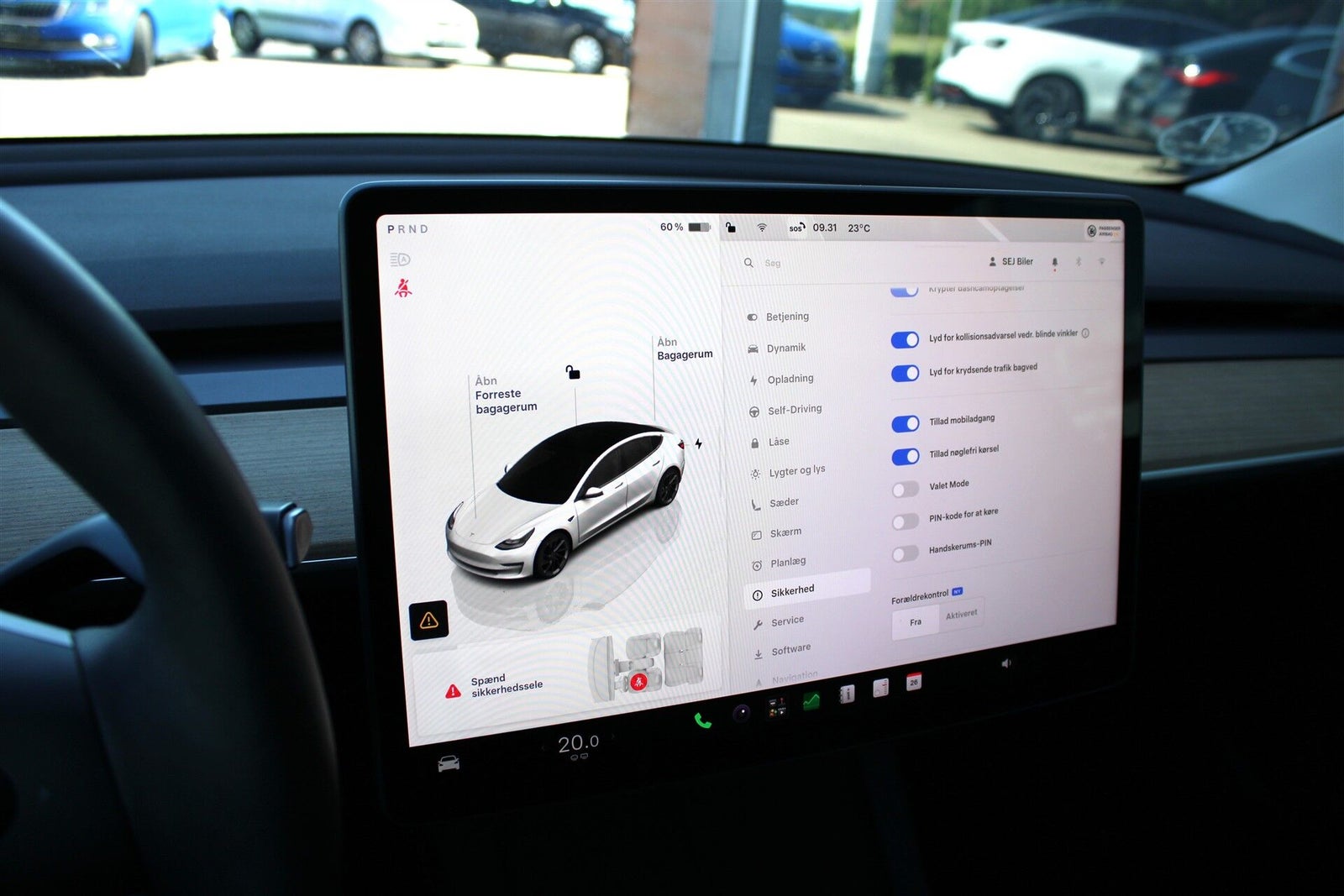 Tesla Model 3 Long Range AWD, 498ps, 2023