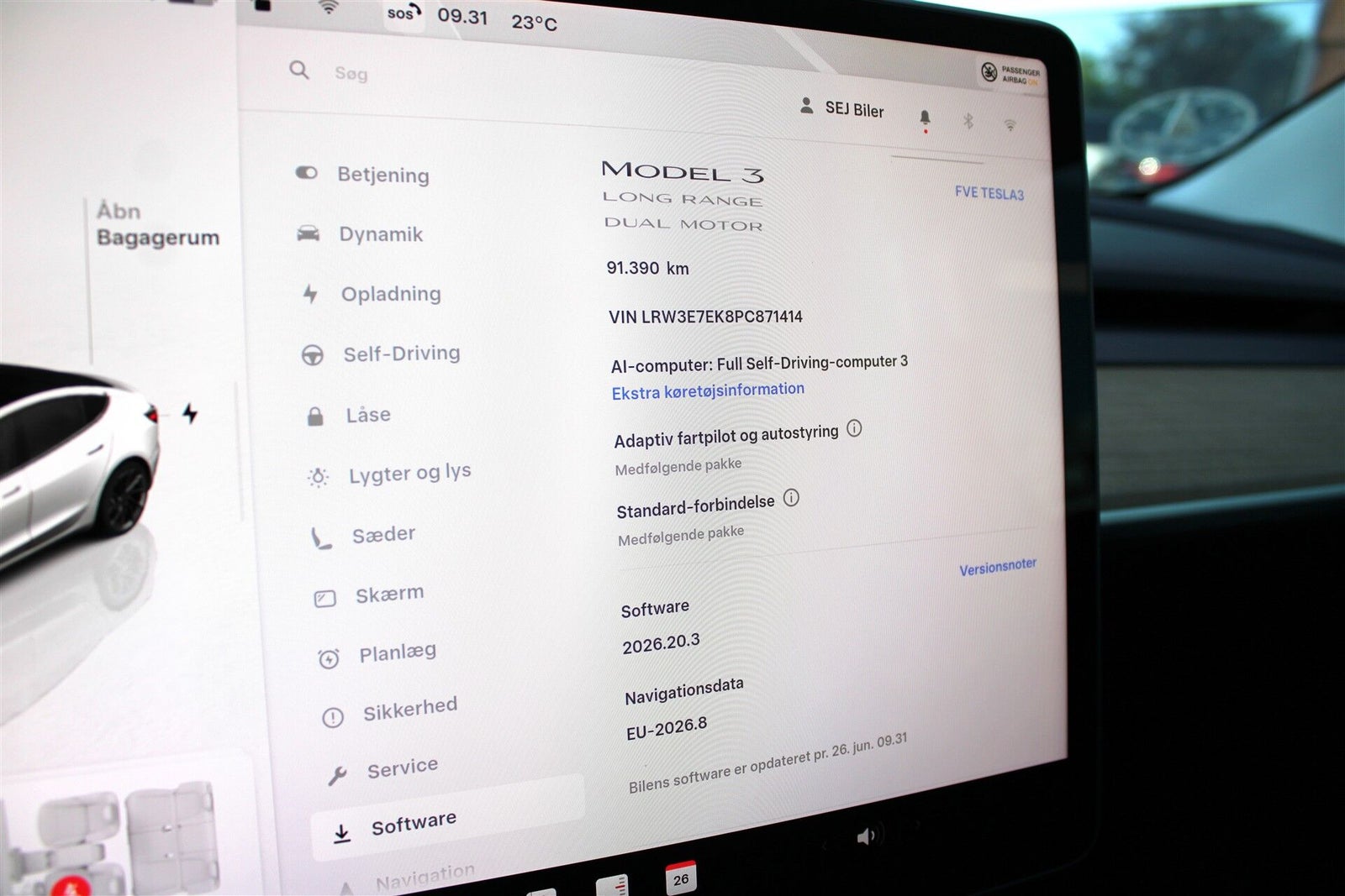 Tesla Model 3 Long Range AWD, 498ps, 2023