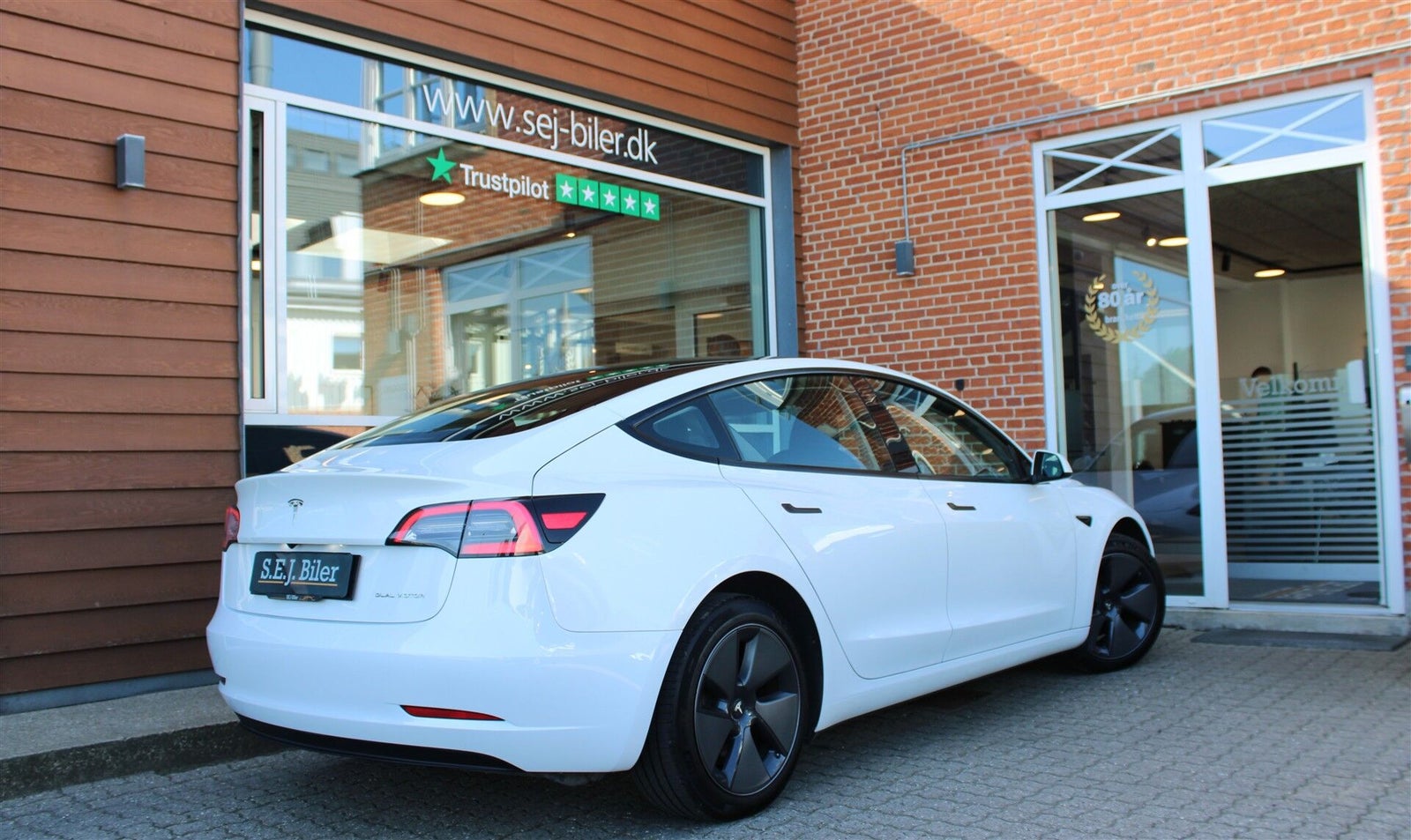 Tesla Model 3 Long Range AWD, 498ps, 2023