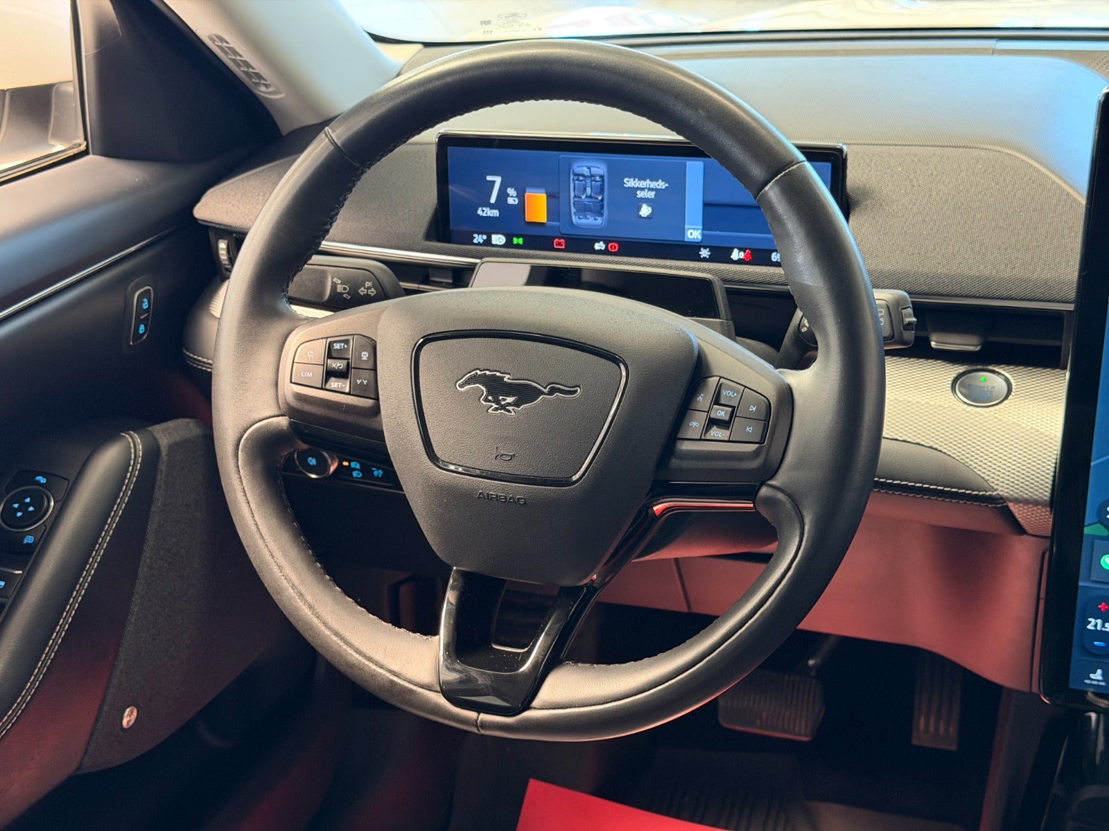 Ford Mustang Mach-E Long Range, 294hp, 2022