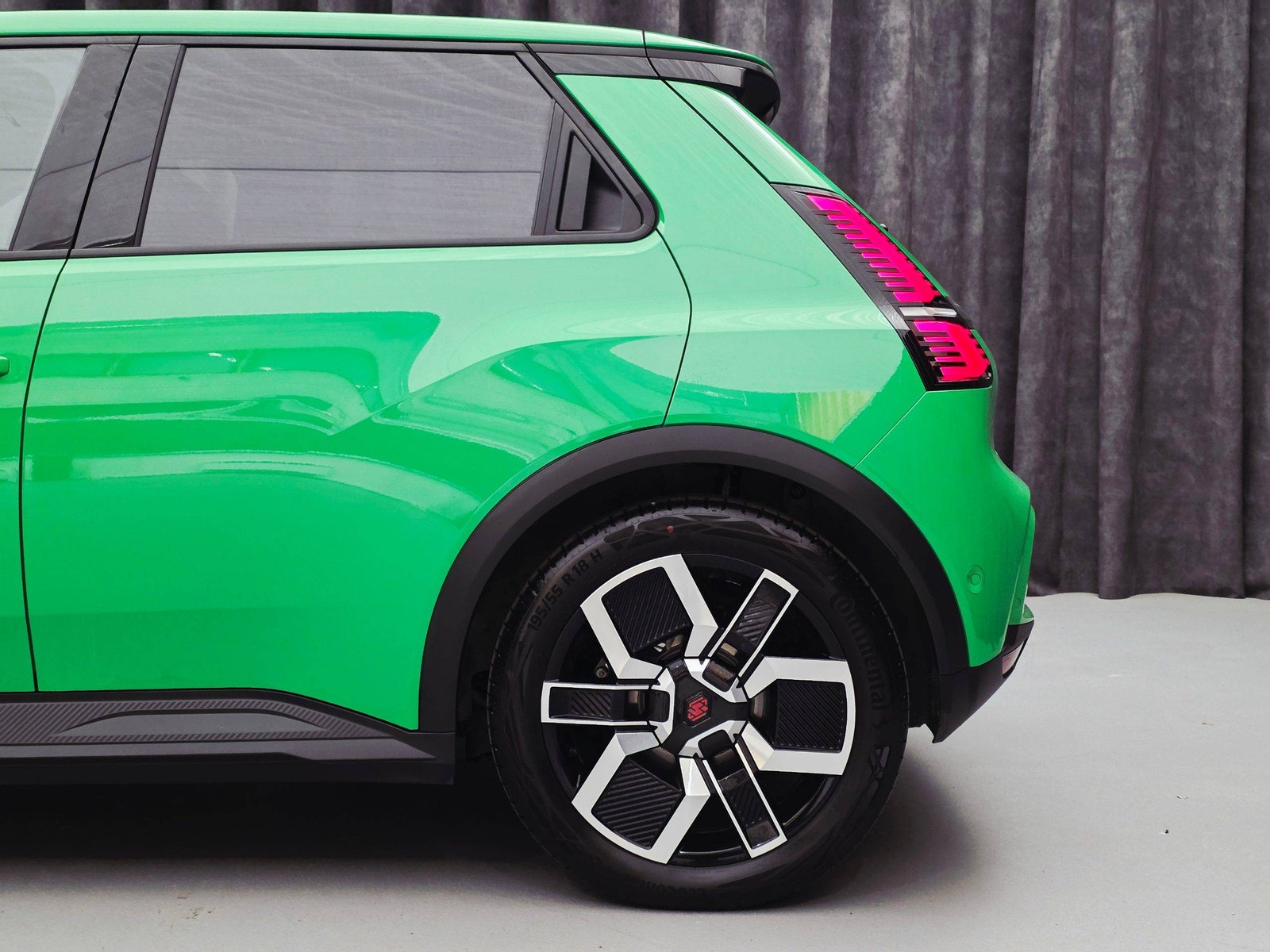 Renault 5 E-Tech 52 kWh, 150hp, 2025