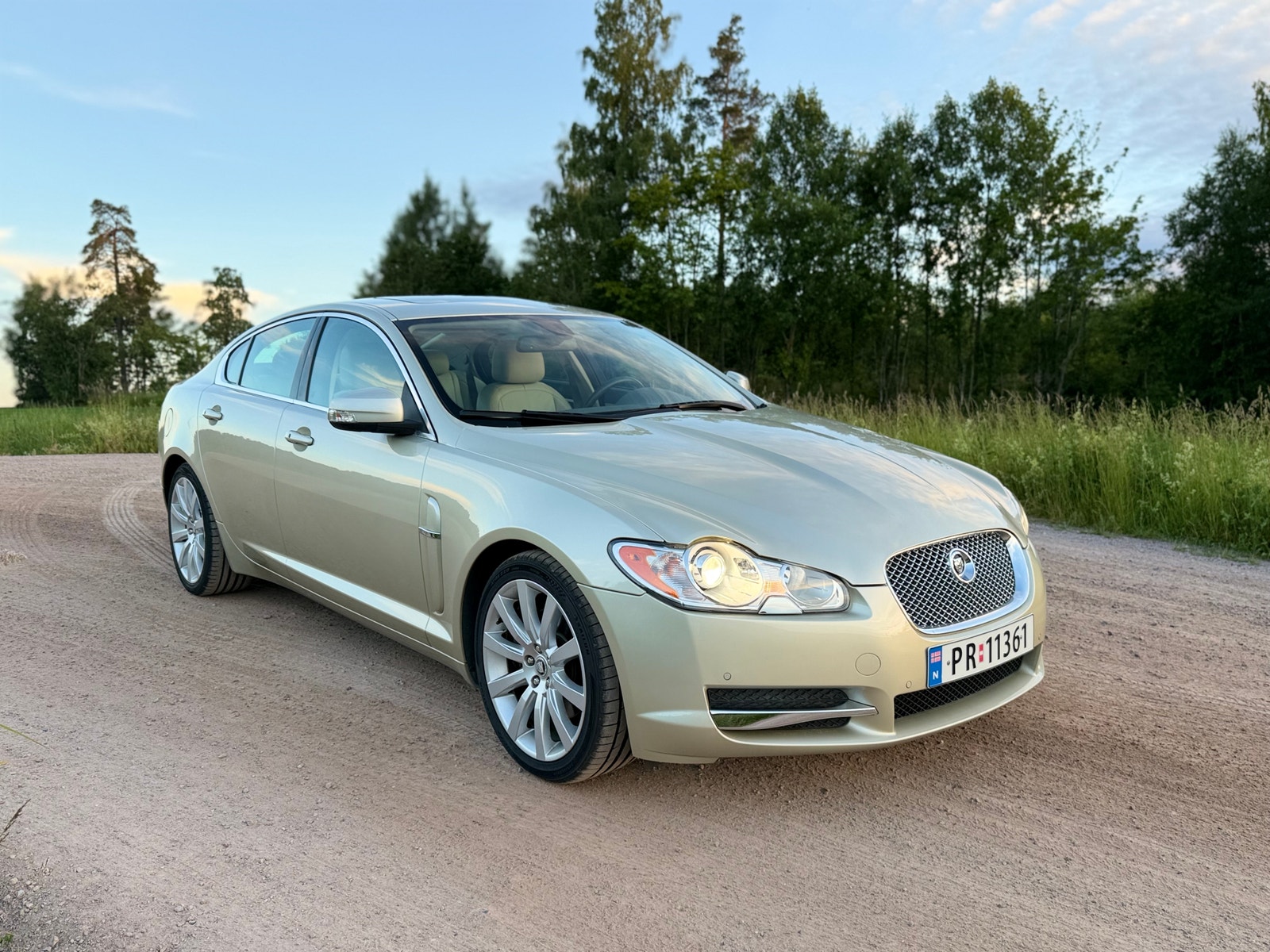 Jaguar XF 3.0 V6 Automatic, 238hp, 2009