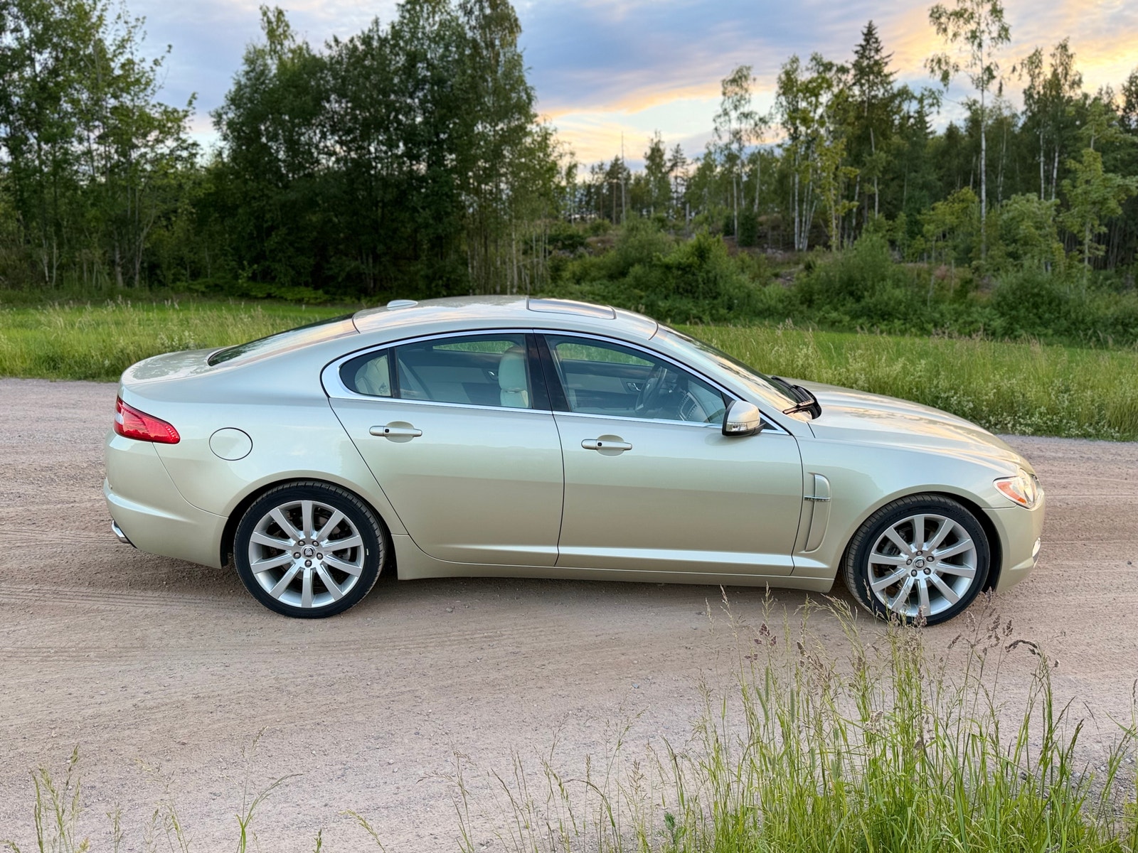 Jaguar XF 3.0 V6 Automatic, 238hp, 2009