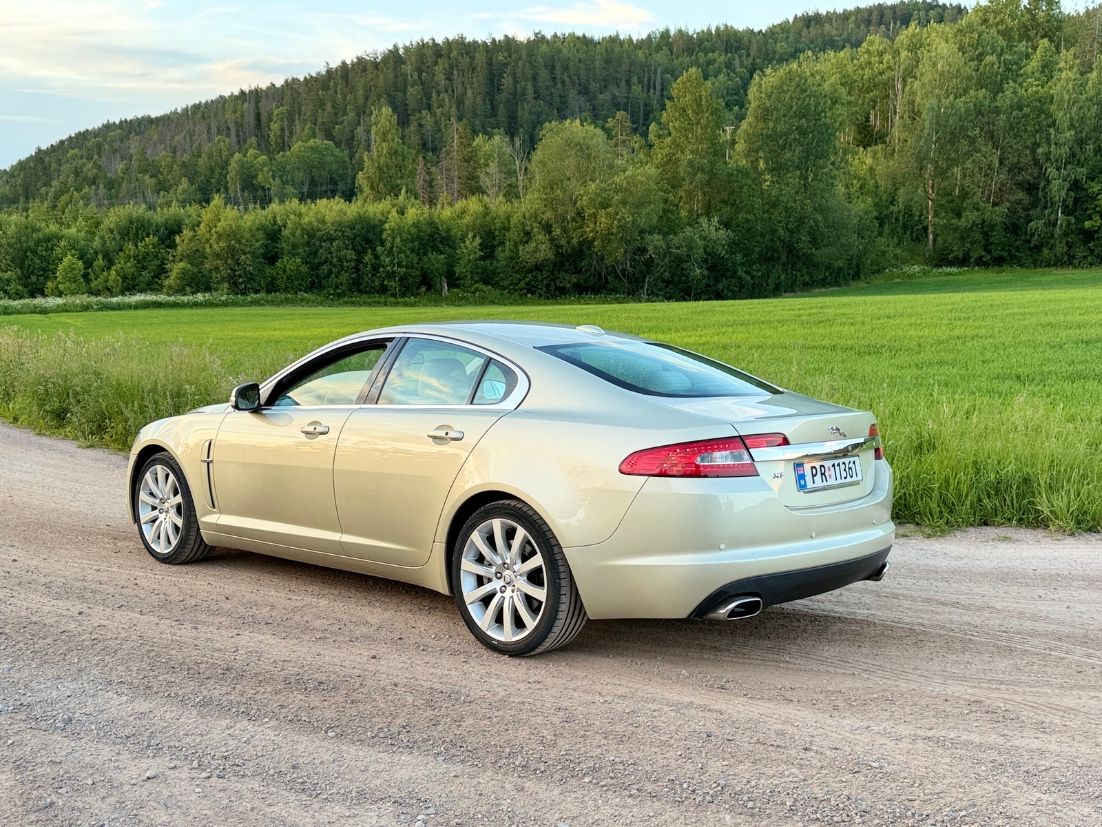 Jaguar XF 3.0 V6 Automatic, 238hp, 2009