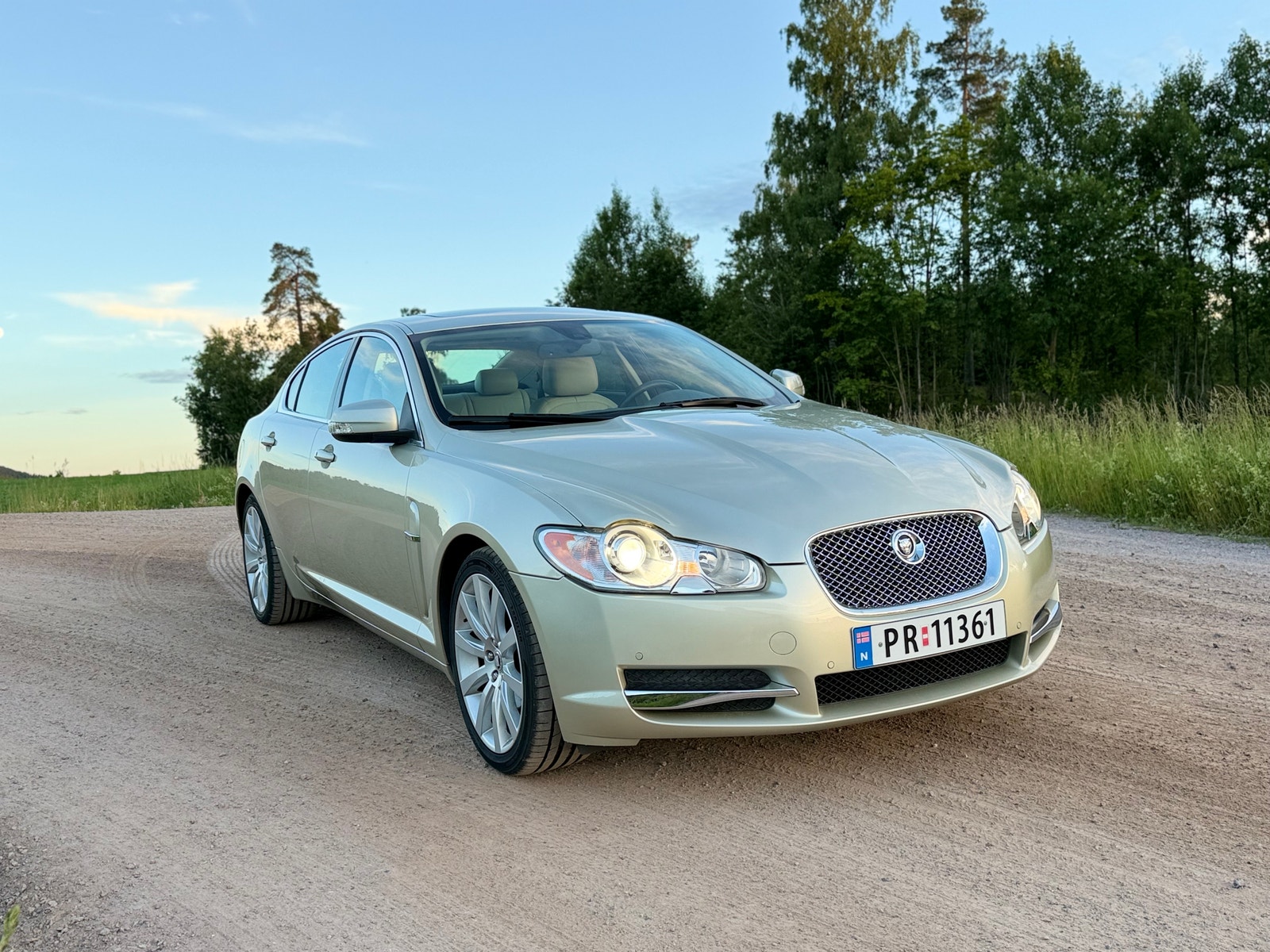 Jaguar XF 3.0 V6 Automatic, 238hp, 2009