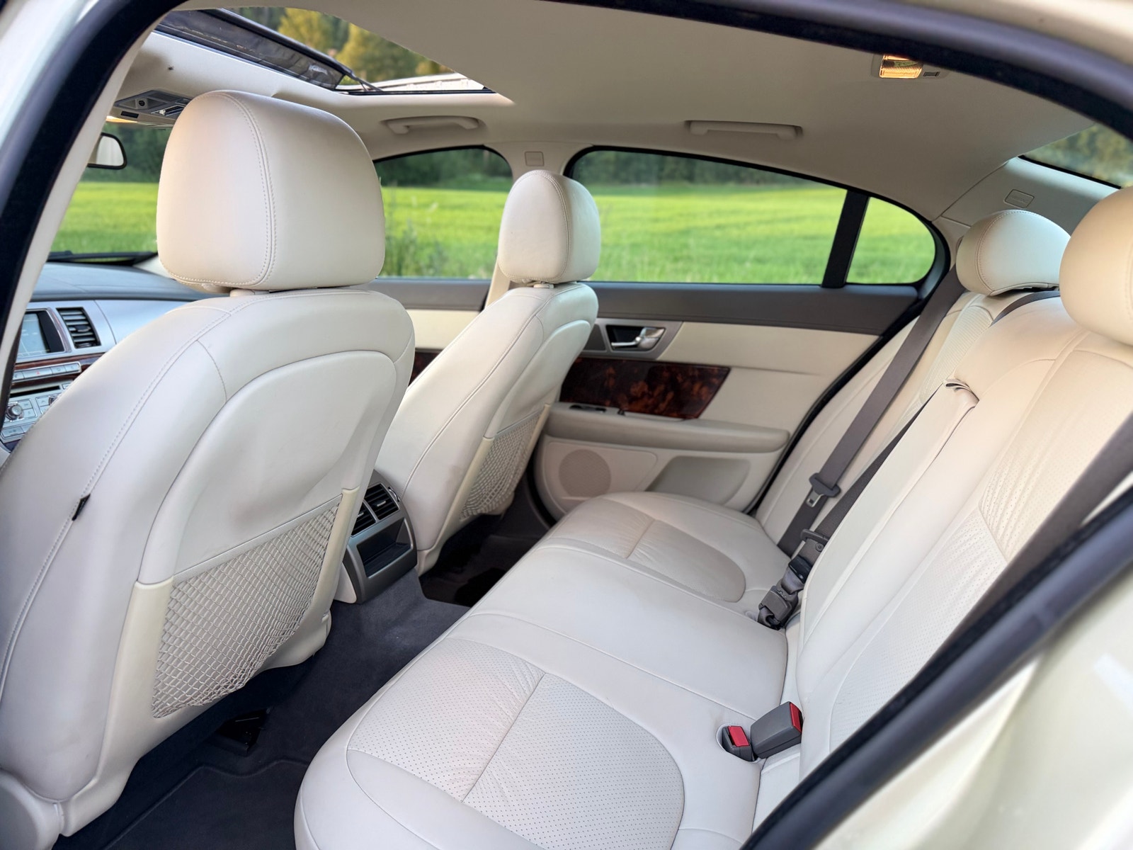 Jaguar XF 3.0 V6 Automatic, 238hp, 2009