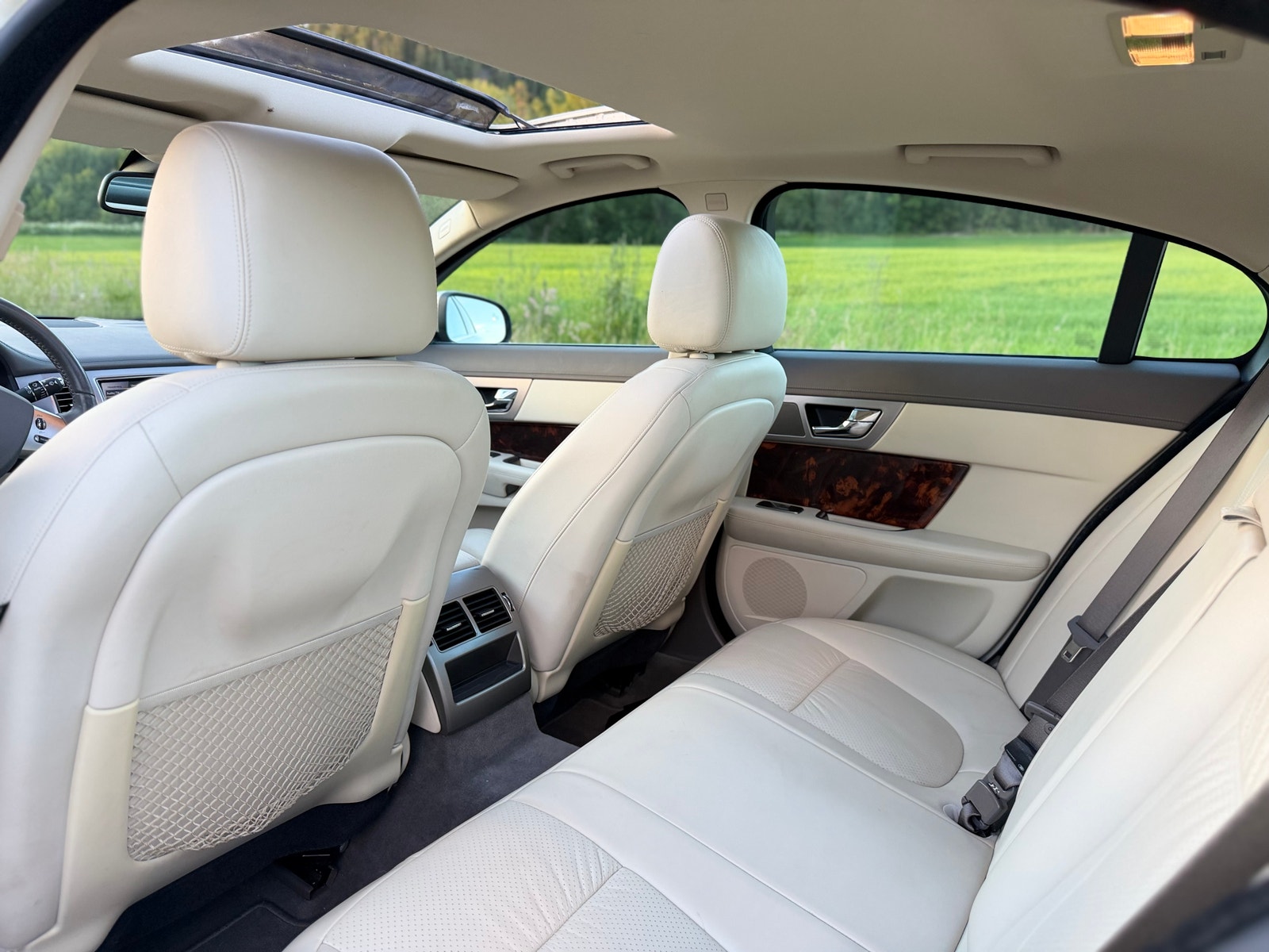 Jaguar XF 3.0 V6 Automatic, 238hp, 2009