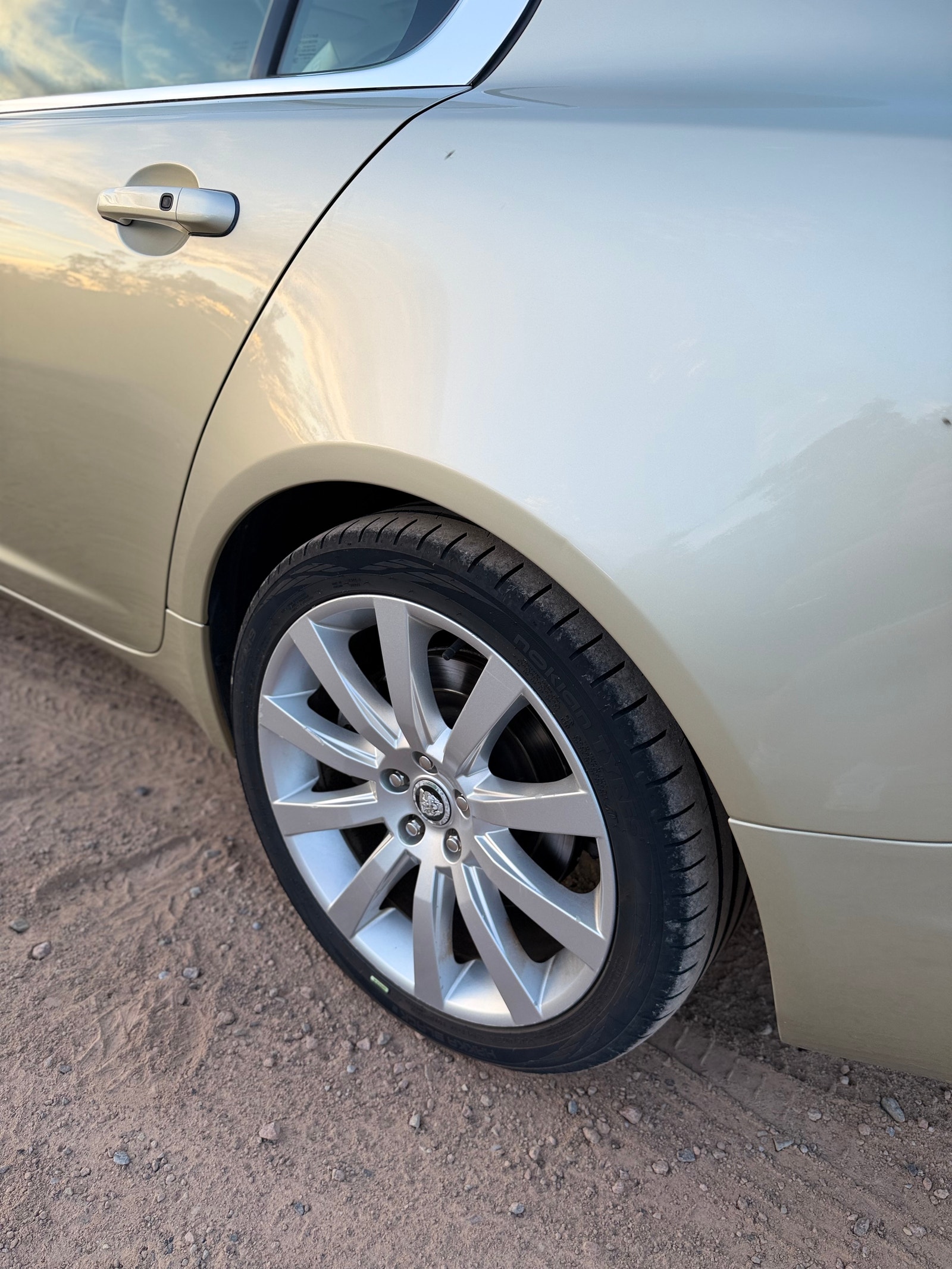 Jaguar XF 3.0 V6 Automatic, 238hp, 2009
