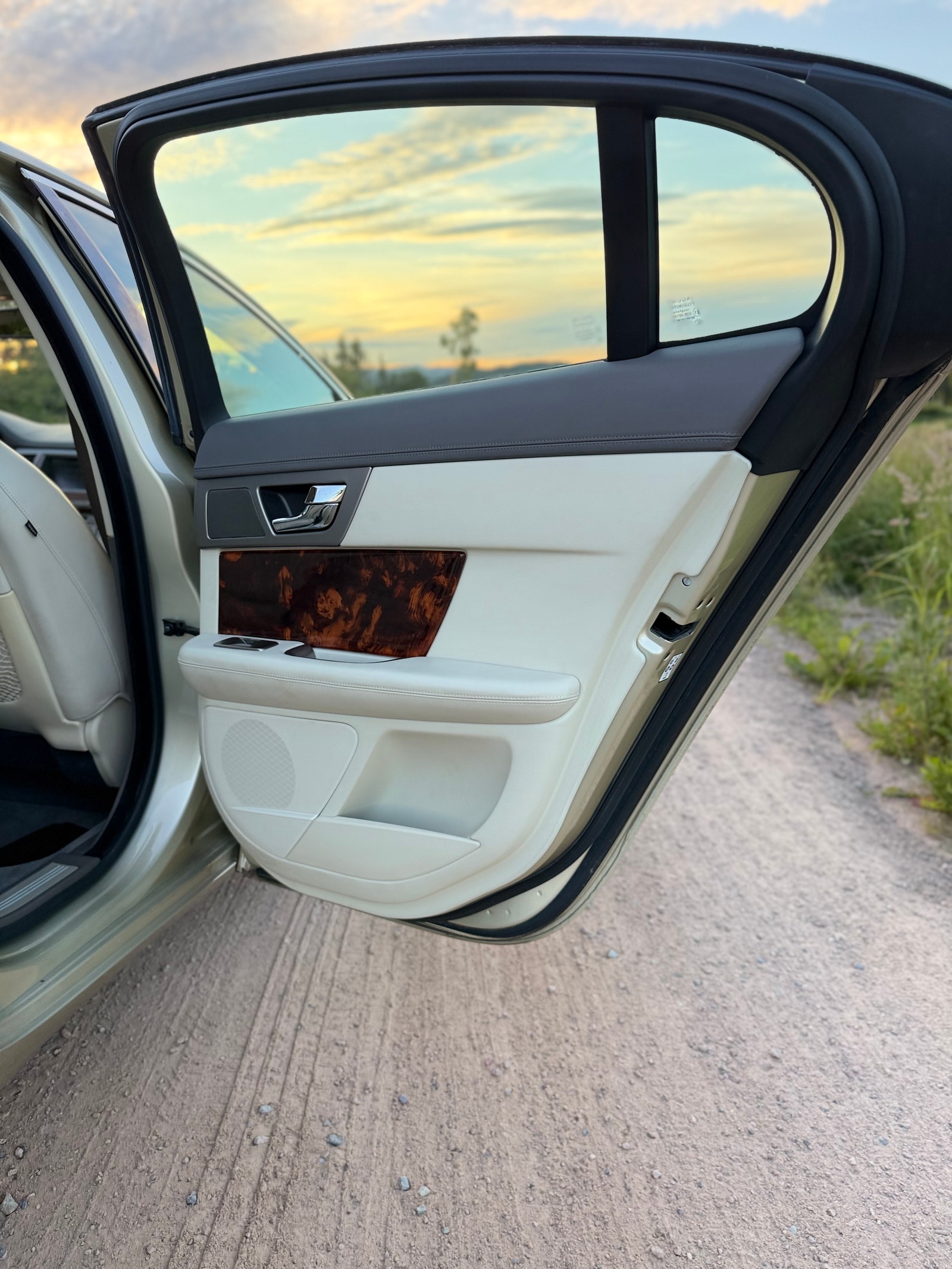 Jaguar XF 3.0 V6 Automatic, 238hp, 2009