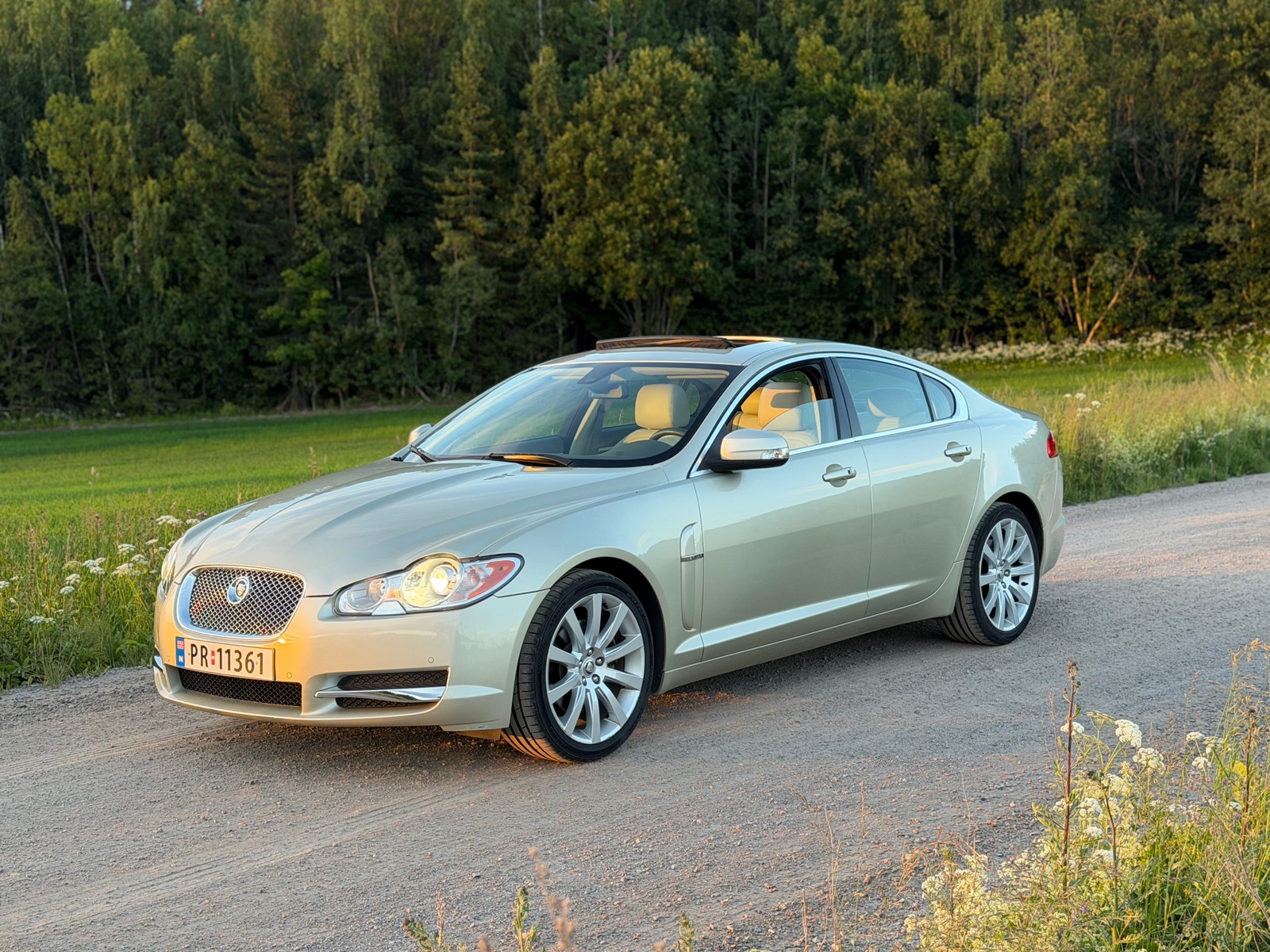 Jaguar XF 3.0 V6 Automatic, 238hp, 2009
