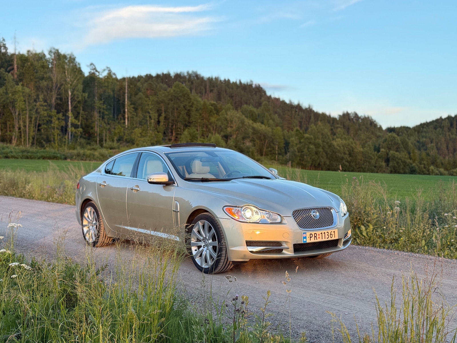 Jaguar XF 3.0 V6 Automatic, 238hp, 2009