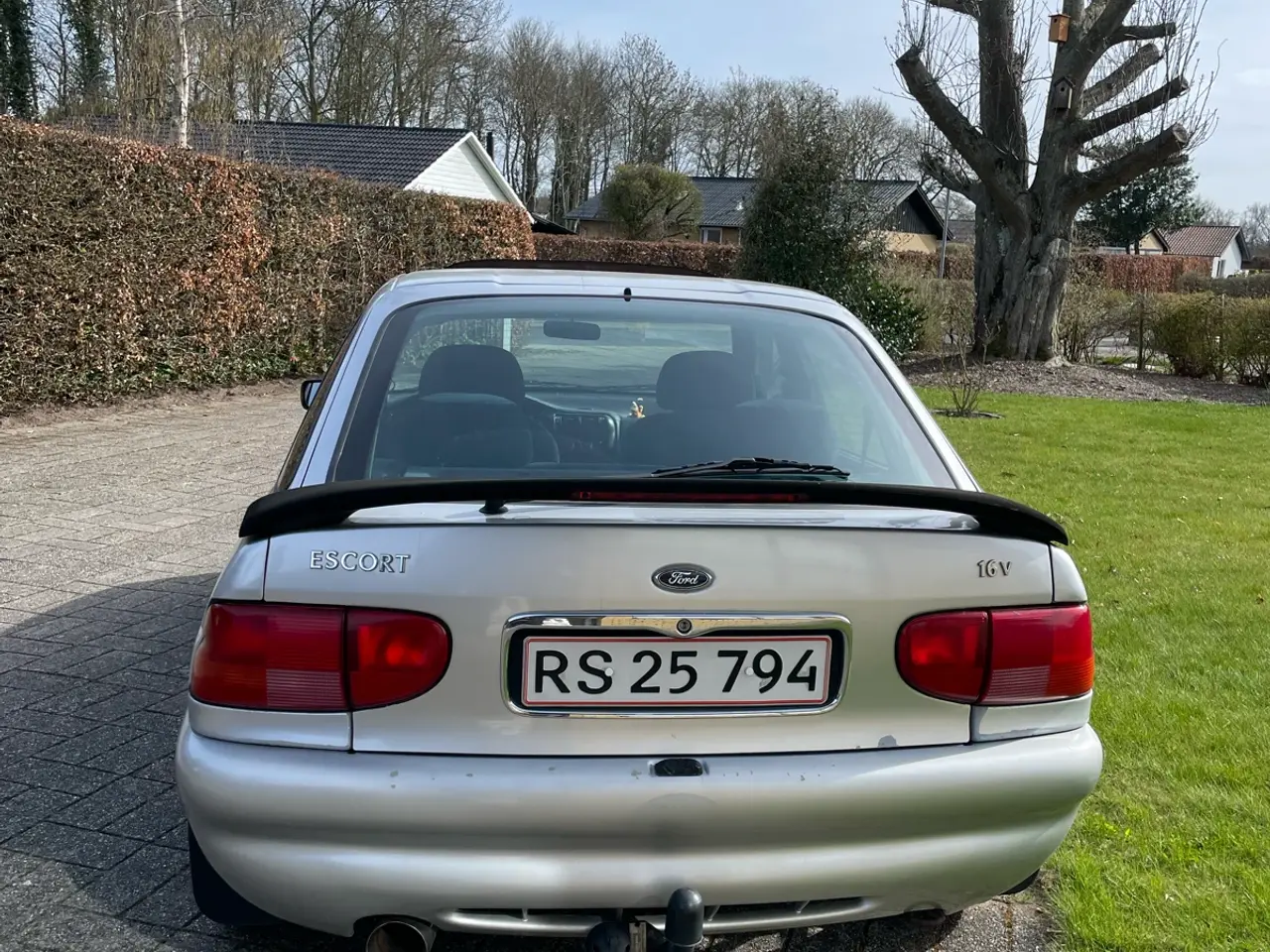 Ford Escort 5-dørs 1.6 Manuell, 5-trinn, 90hk, 1996