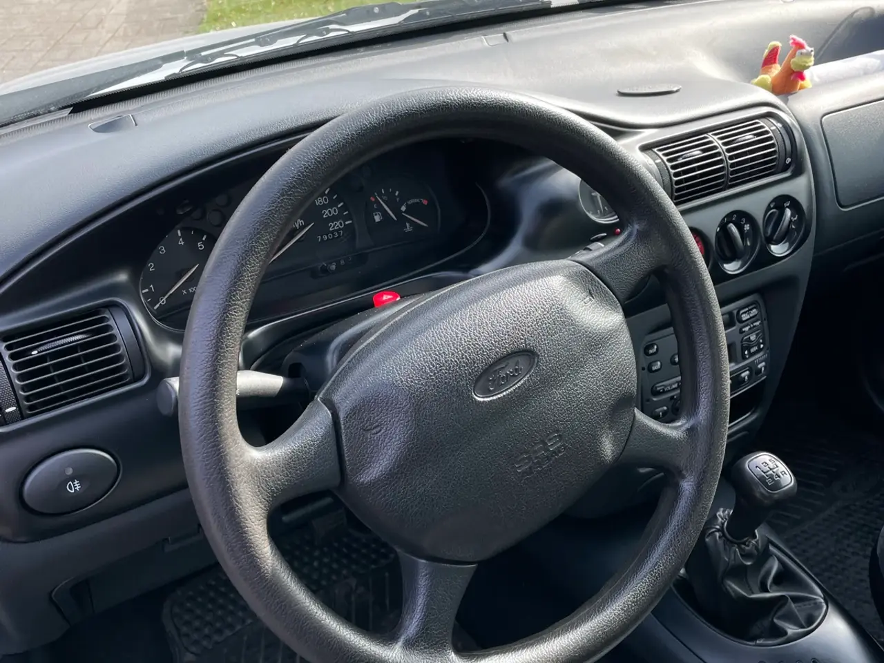 Ford Escort 5-dørs 1.6 Manuell, 5-trinn, 90hk, 1996