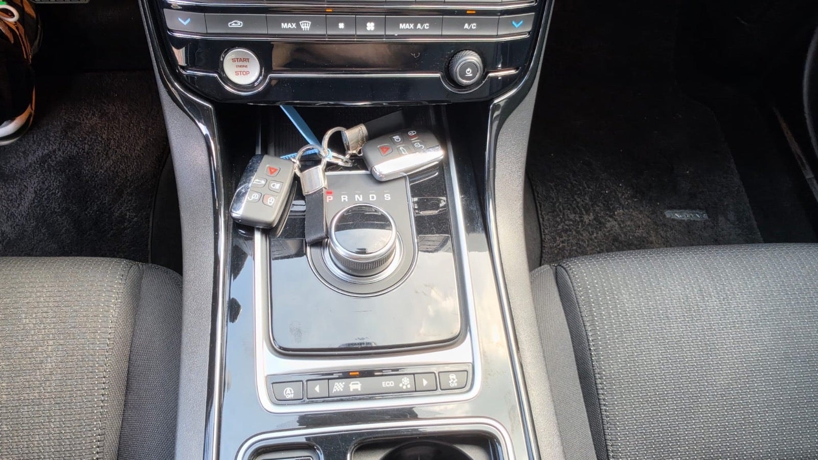 Jaguar XE 20d Automatic, 8-trins, 180ps, 2018