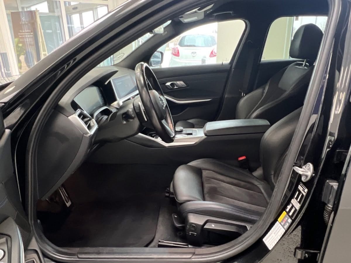 BMW 330e Touring Steptronic, 292hk, 2022