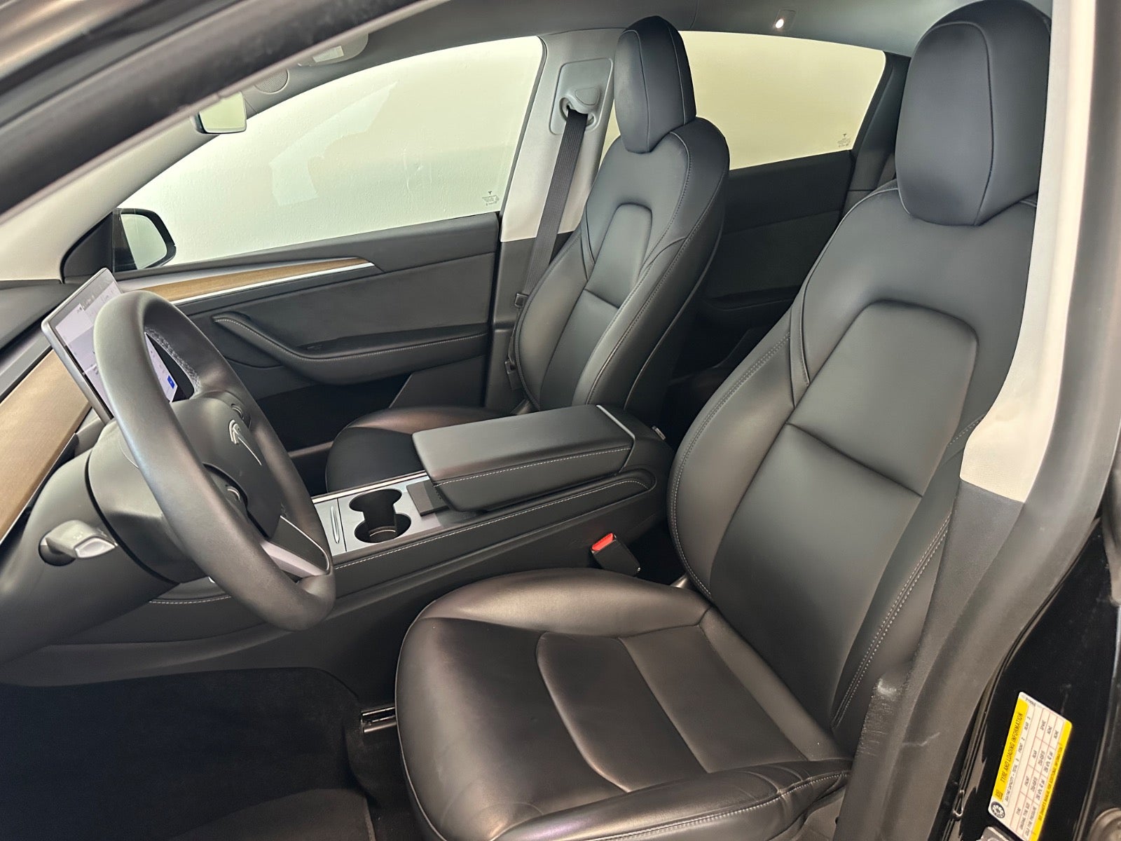 Tesla Model Y Long Range AWD, 514ps, 2022