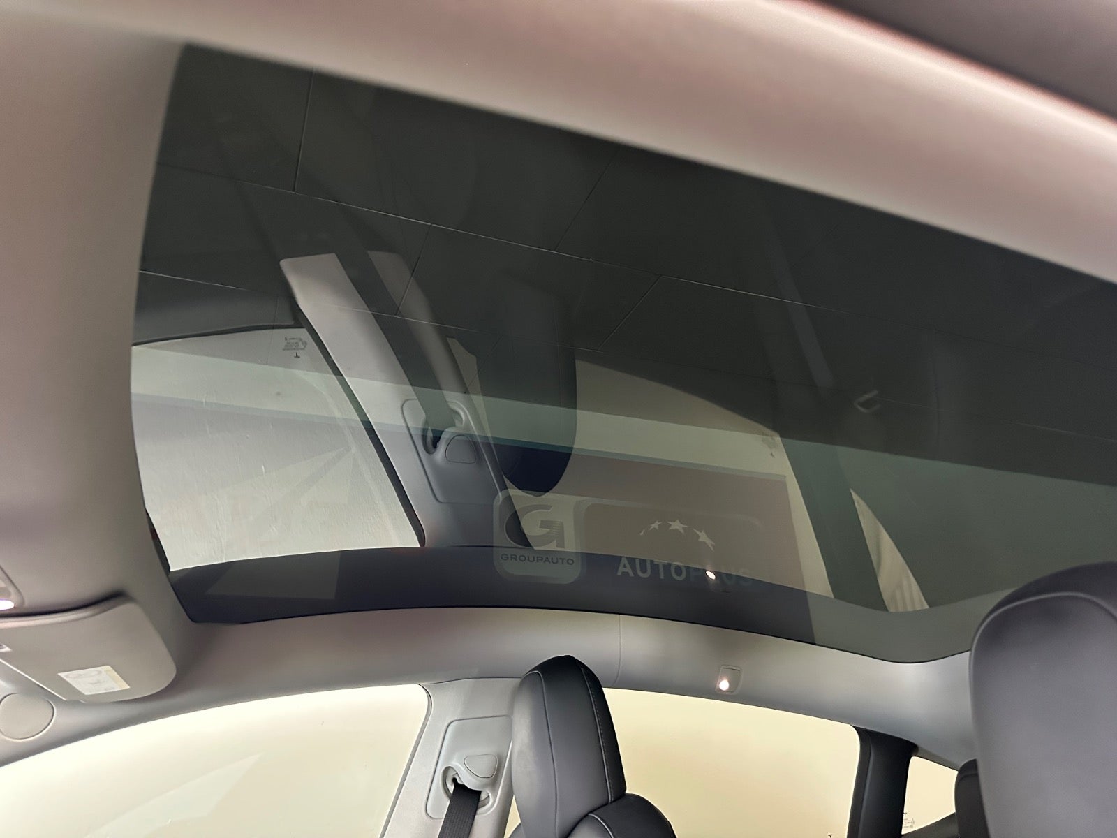 Tesla Model Y Long Range AWD, 514ps, 2022
