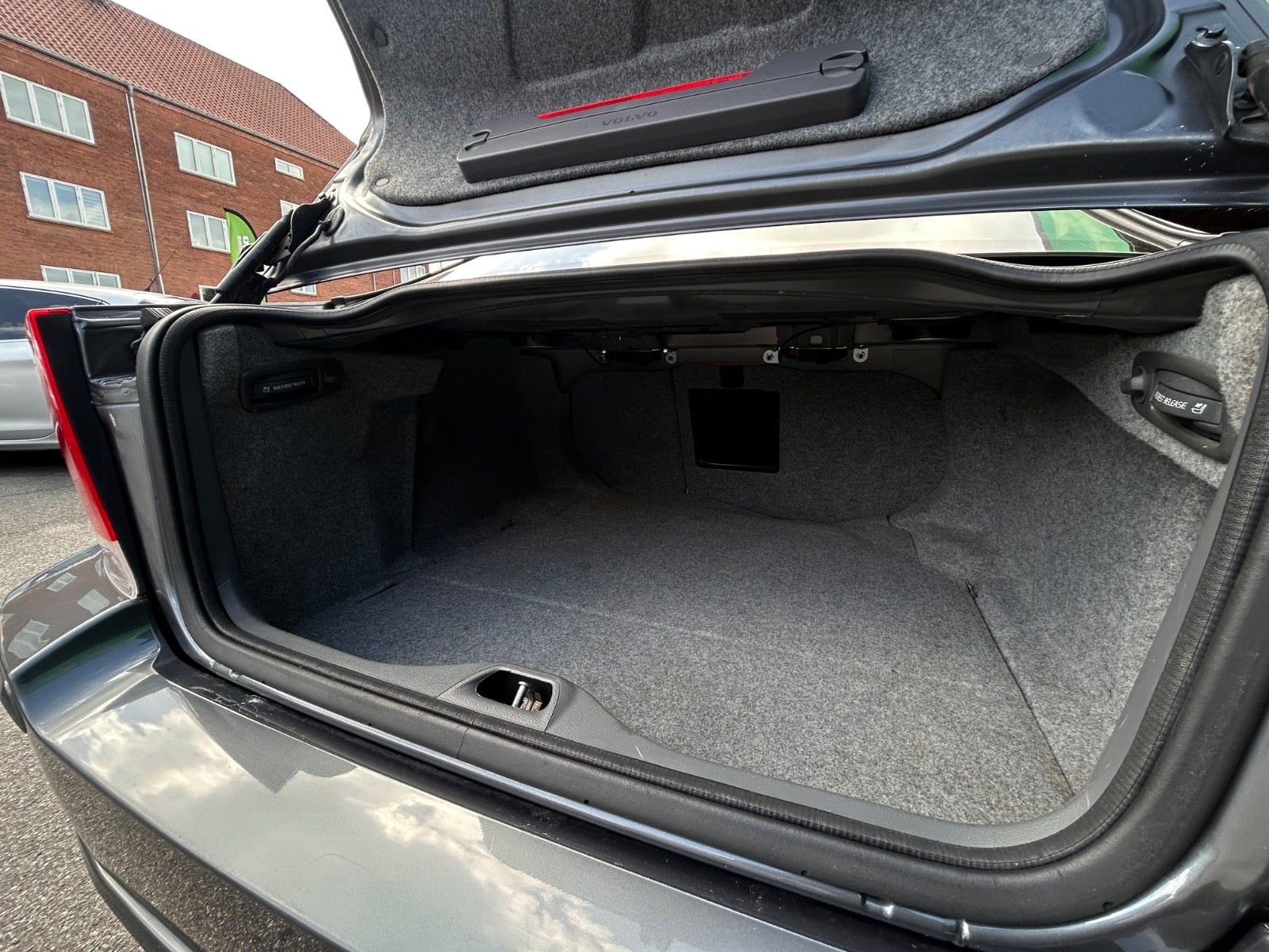 Volvo S60 2.4 Manual, 140hp, 2009