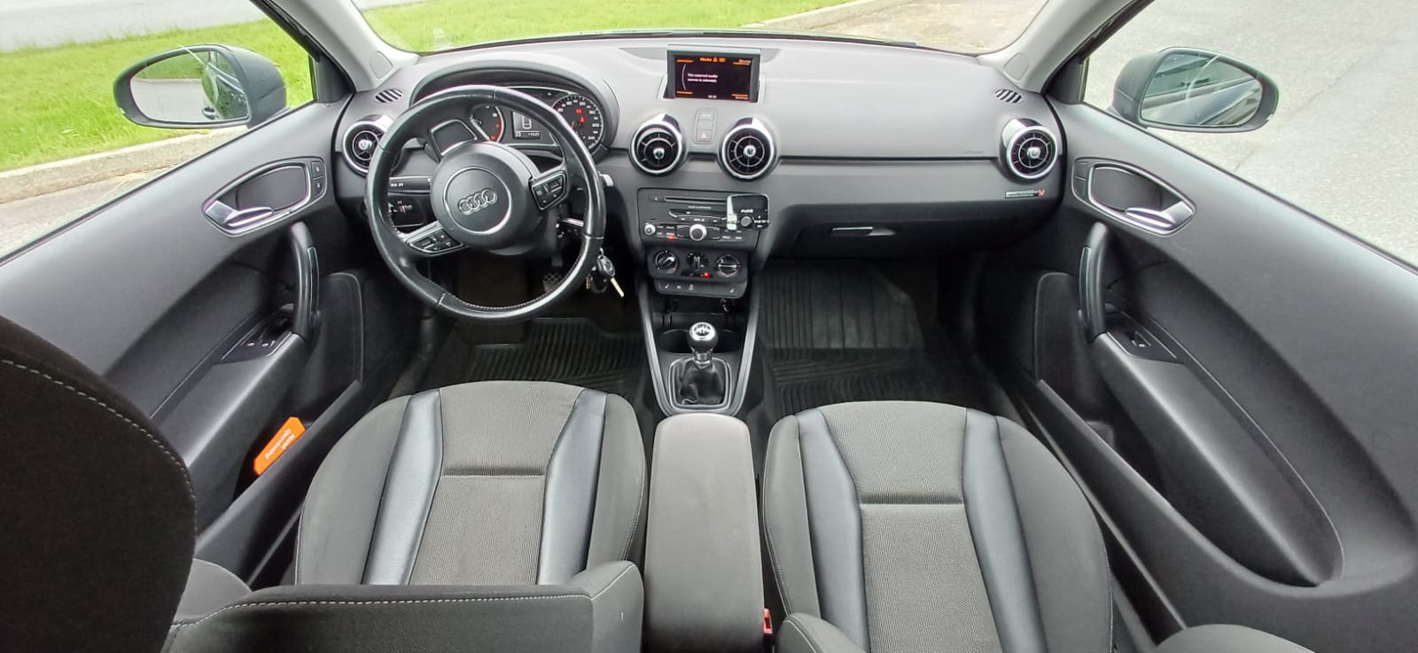 Audi A1 1.2 TFSI Manual, 5-trins, 86ps, 2011