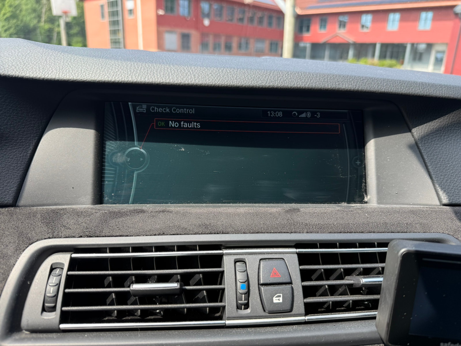 BMW 525d Sedan Steptronic, 8-trins, 204ps, 2011