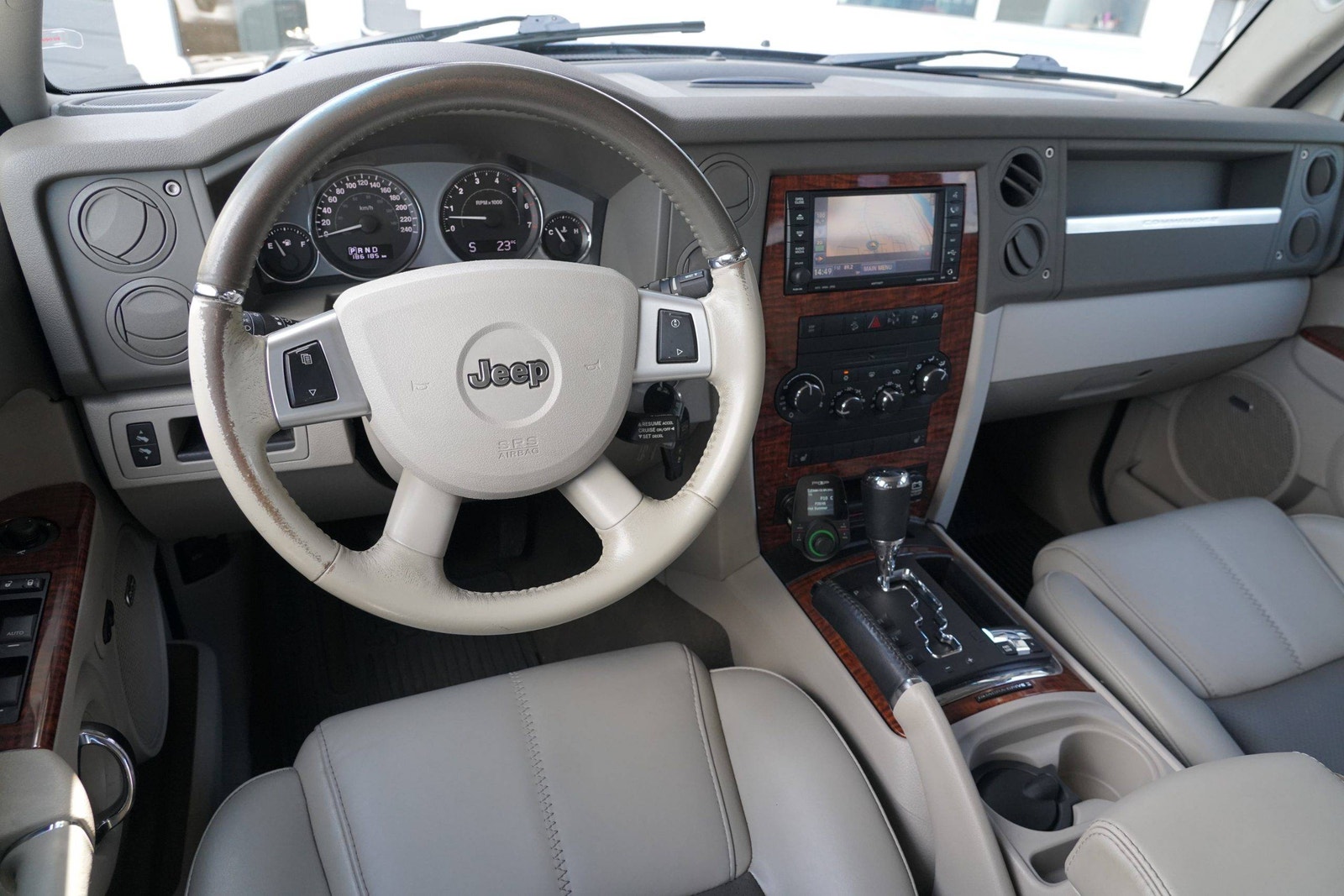 Jeep Commander 3.0 V6 CRD 4WD Automatic, 218hp, 2008