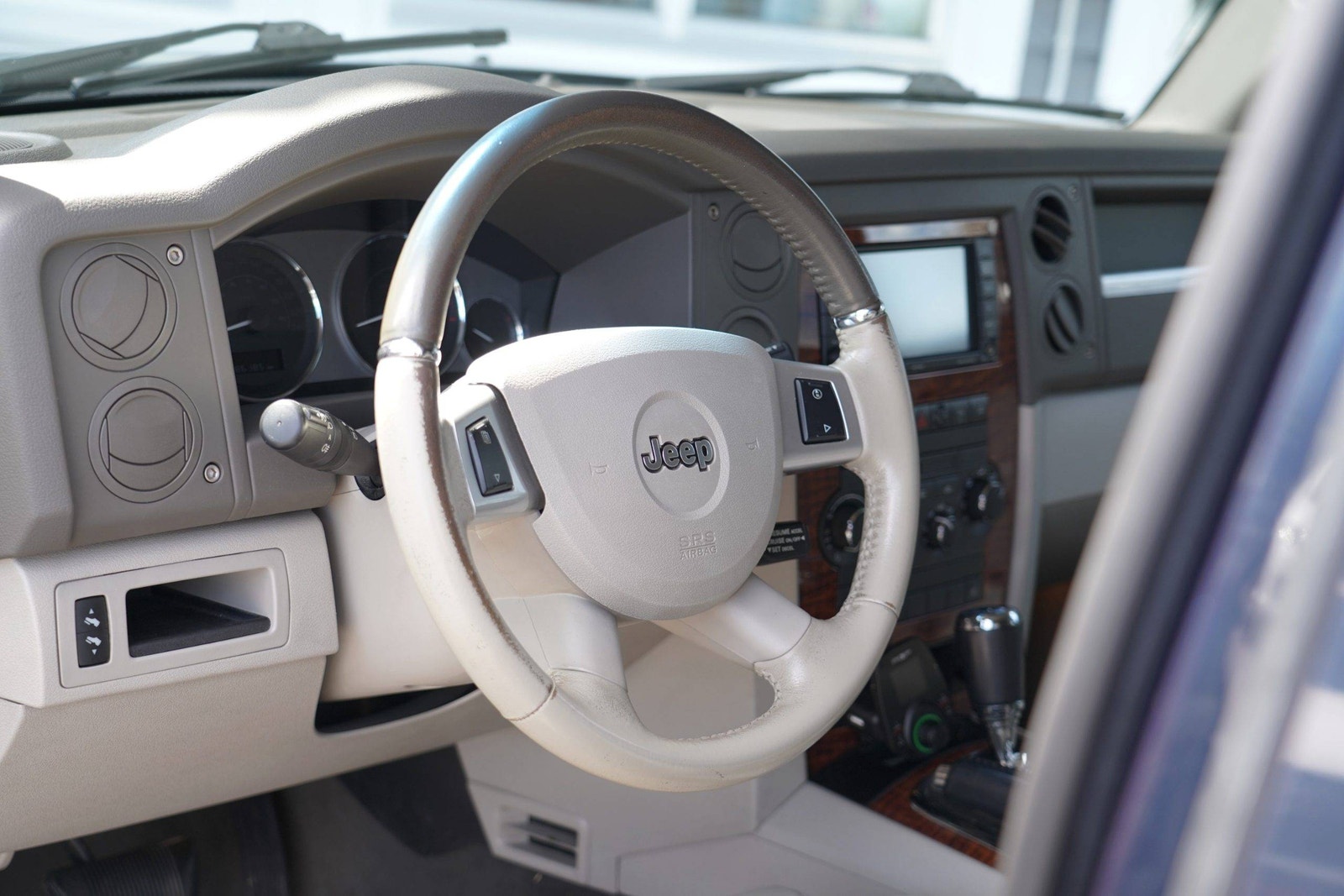 Jeep Commander 3.0 V6 CRD 4WD Automatic, 218hp, 2008