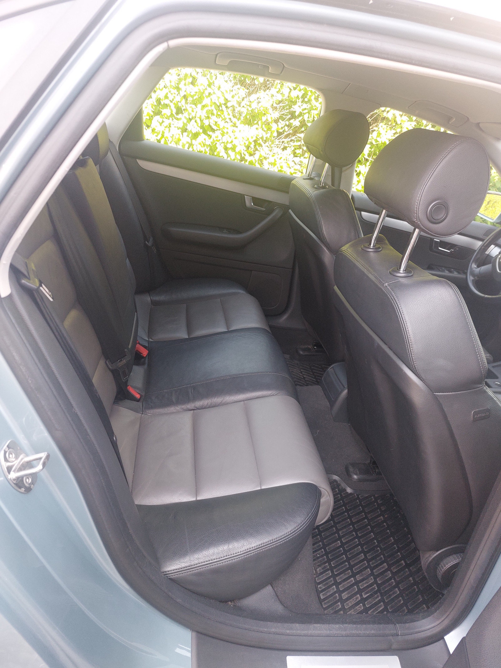 Audi A4 Sedan 2.0 Multitronic, 130hp, 2006