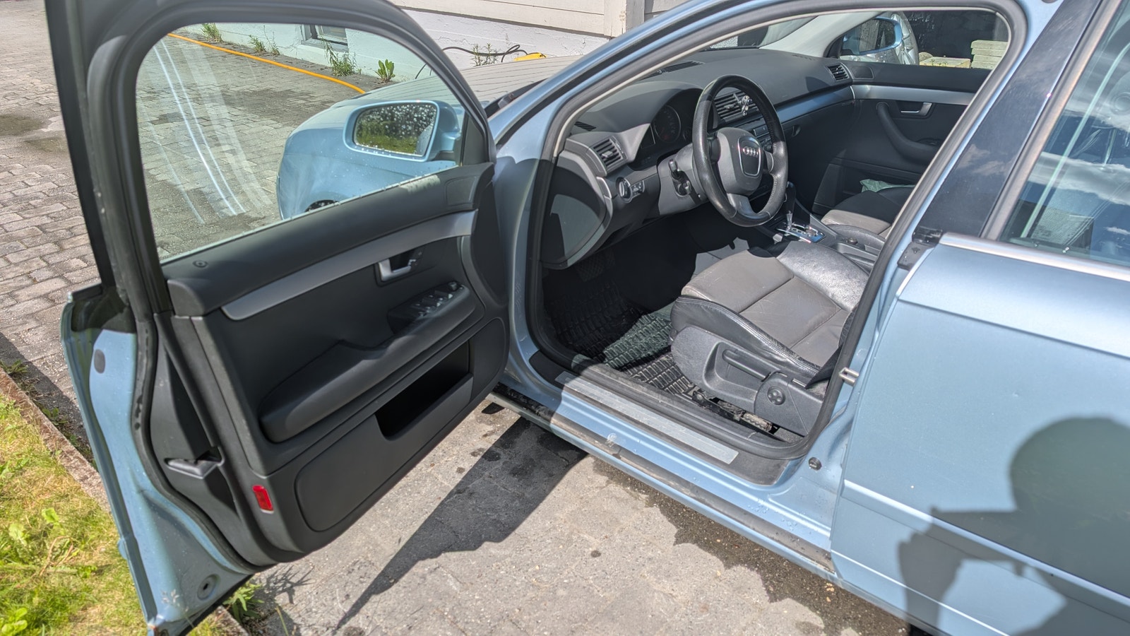 Audi A4 Sedan 2.0 Multitronic, 130hp, 2006