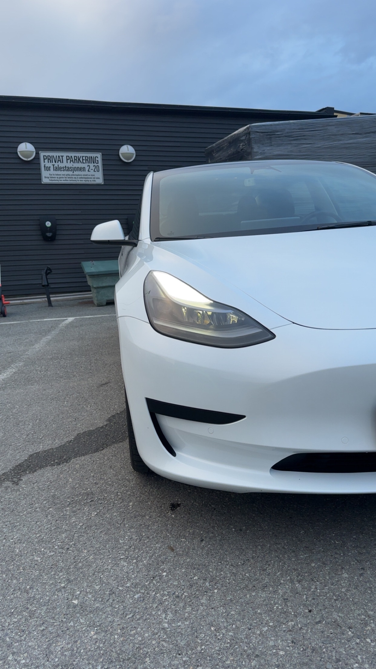 Tesla Model 3 Standard Range, 283ps, 2022